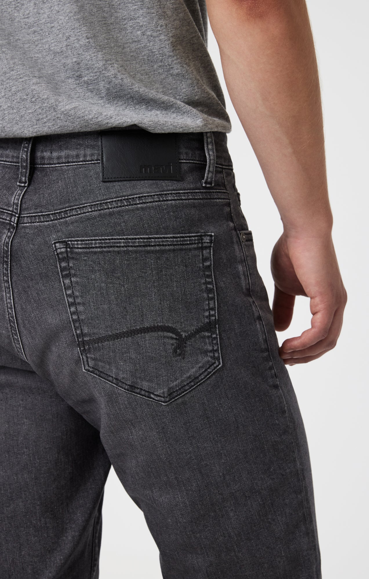 {product_title} - {shop_name}