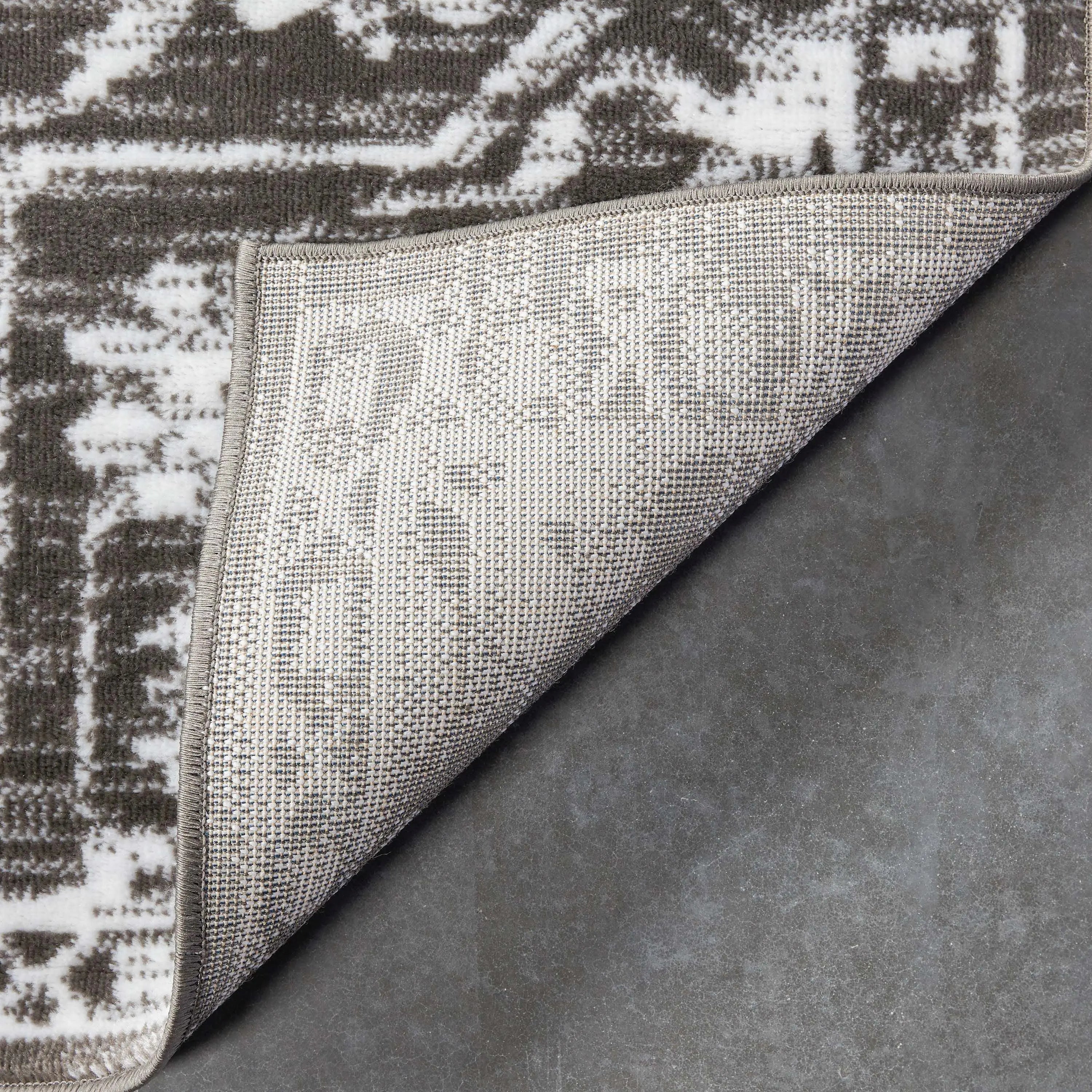Disa Vintage Medallion Grey Soft Rug By Chill Rugs、mySite、gigharbornorthrealestate
