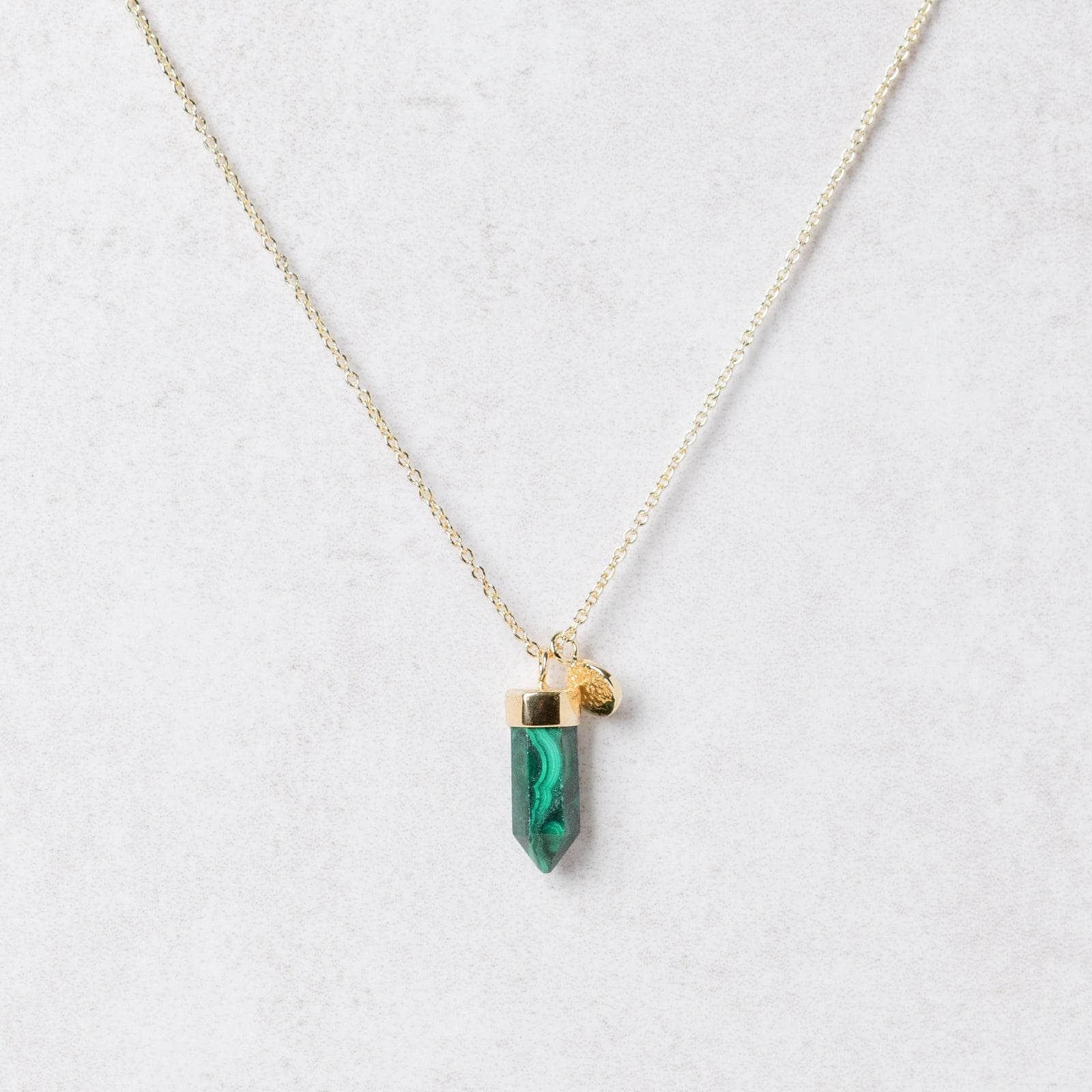 Delicate Genuine Malachite Crystal Point Necklace、mySite、hinf8tx79