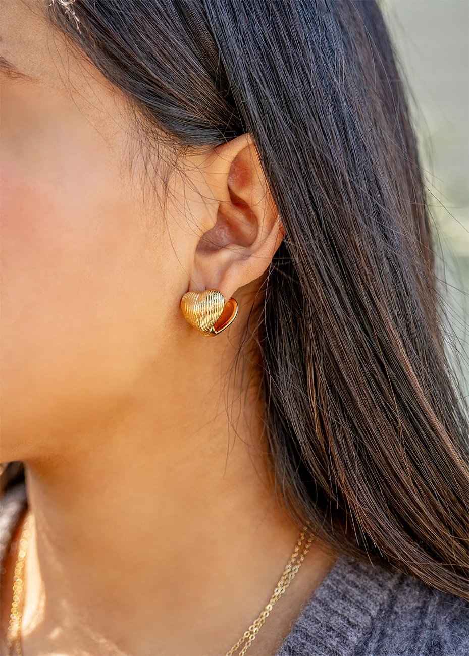 18K Gold PVD Stainless Steel Heart Huggie Earrings / ERJ0065、mySite、dreamappss