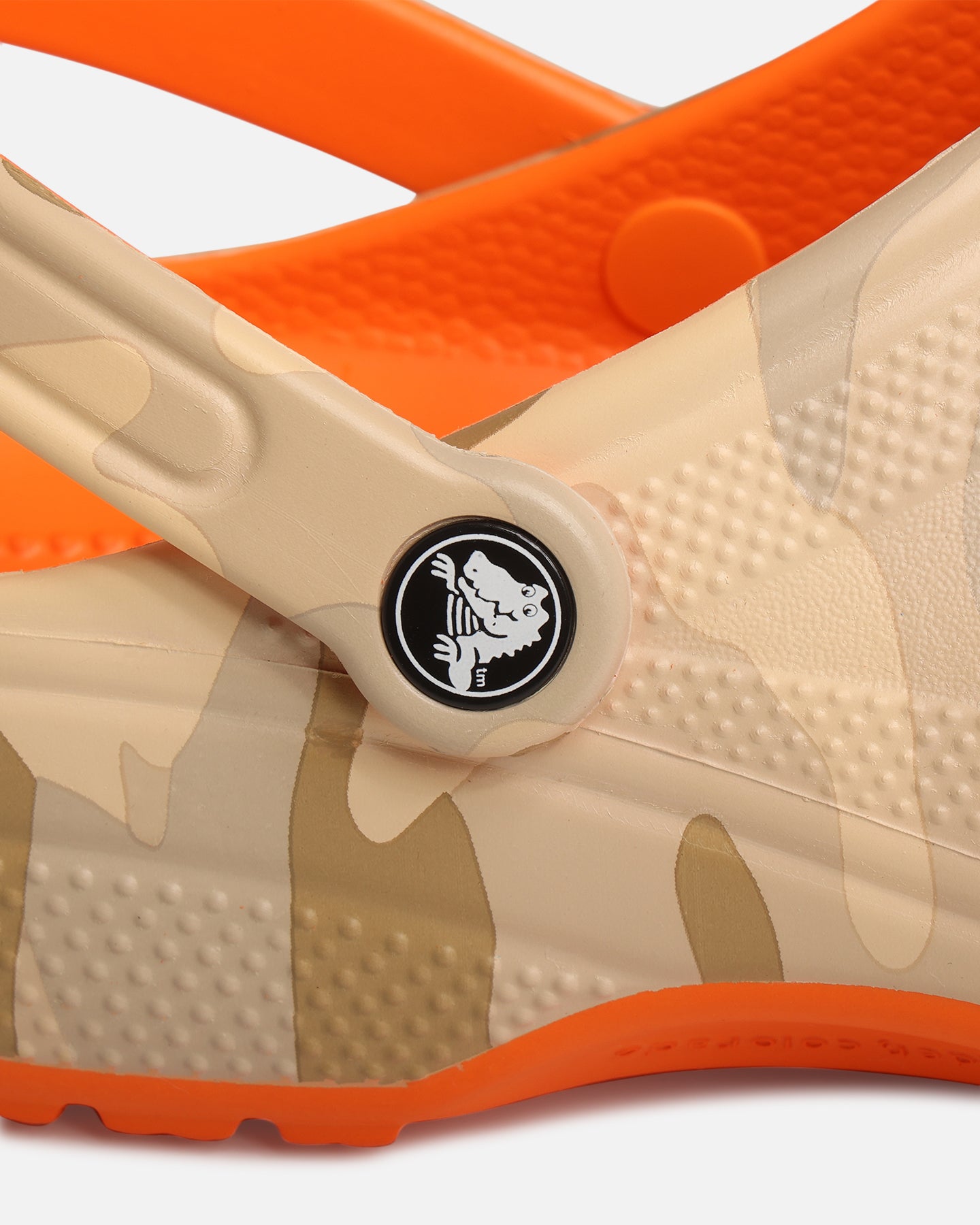 StreetX x Crocs Dangerous Animals Classic Clogs Multi、mySite、zt4zffjzw