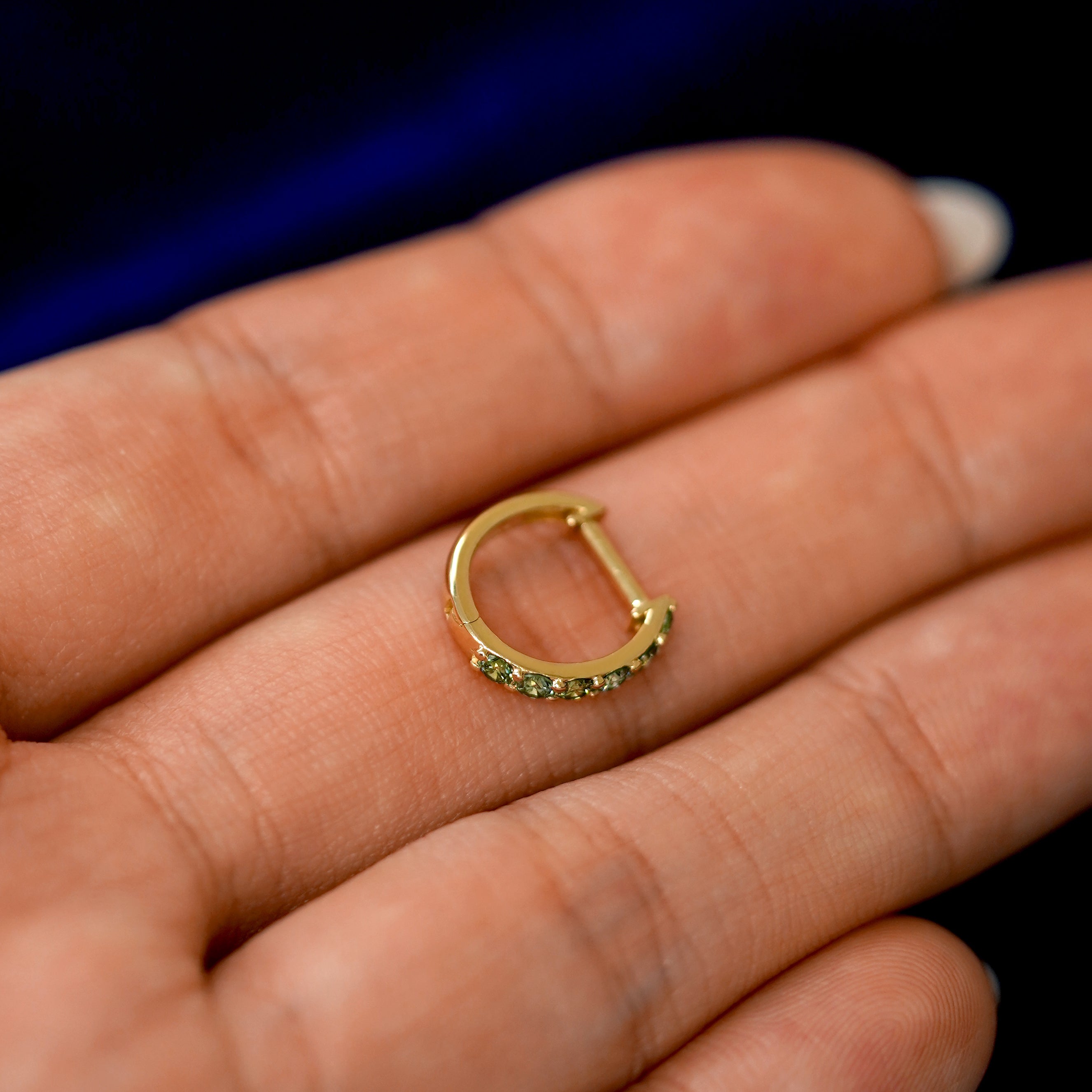 Light Green Lab Diamond Huggie Hoop、mySite、hinf8tx79