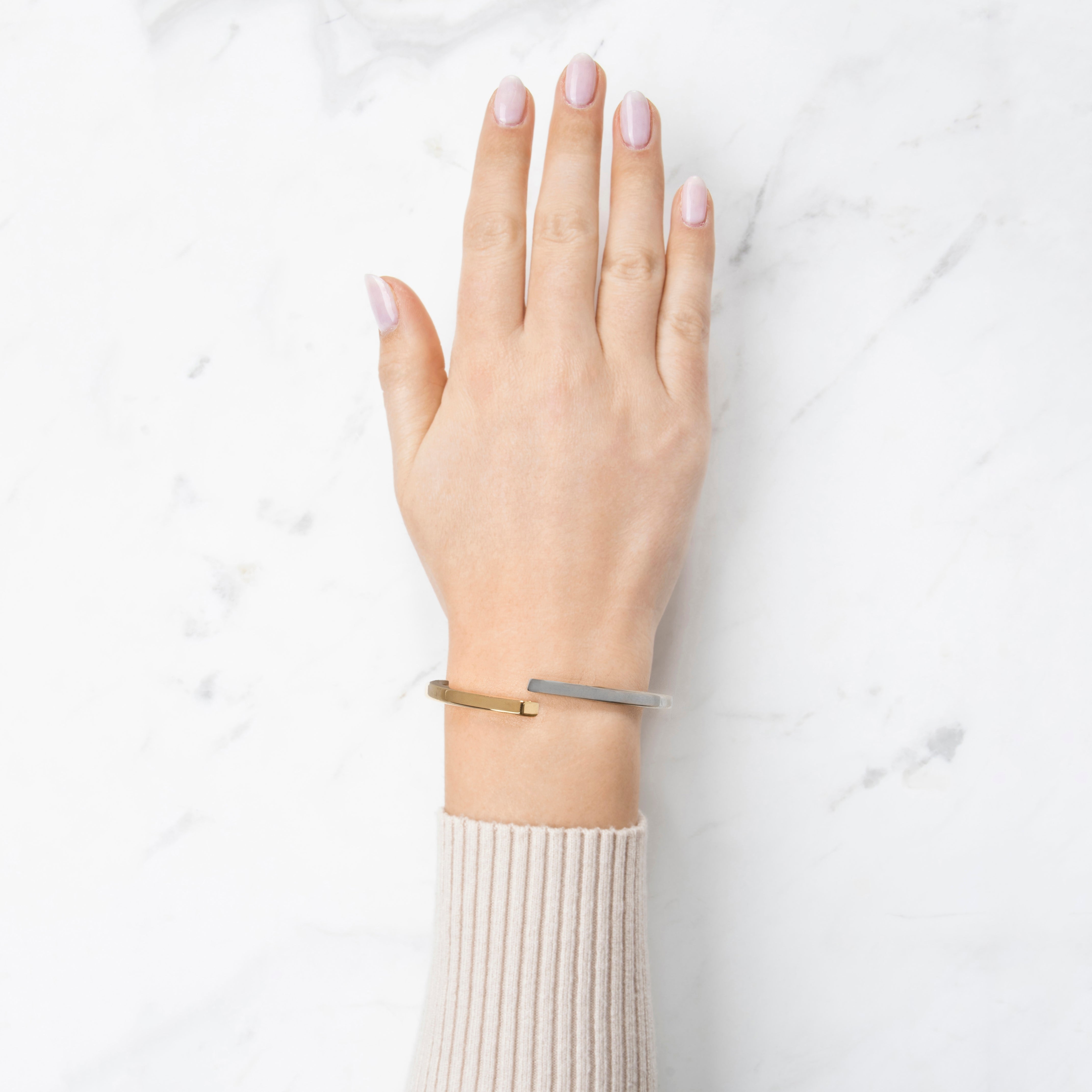 Vintage Italian 18k Yellow & White Gold Bypass Hinged Cuff Bracelet 7、mySite、hinf8tx79