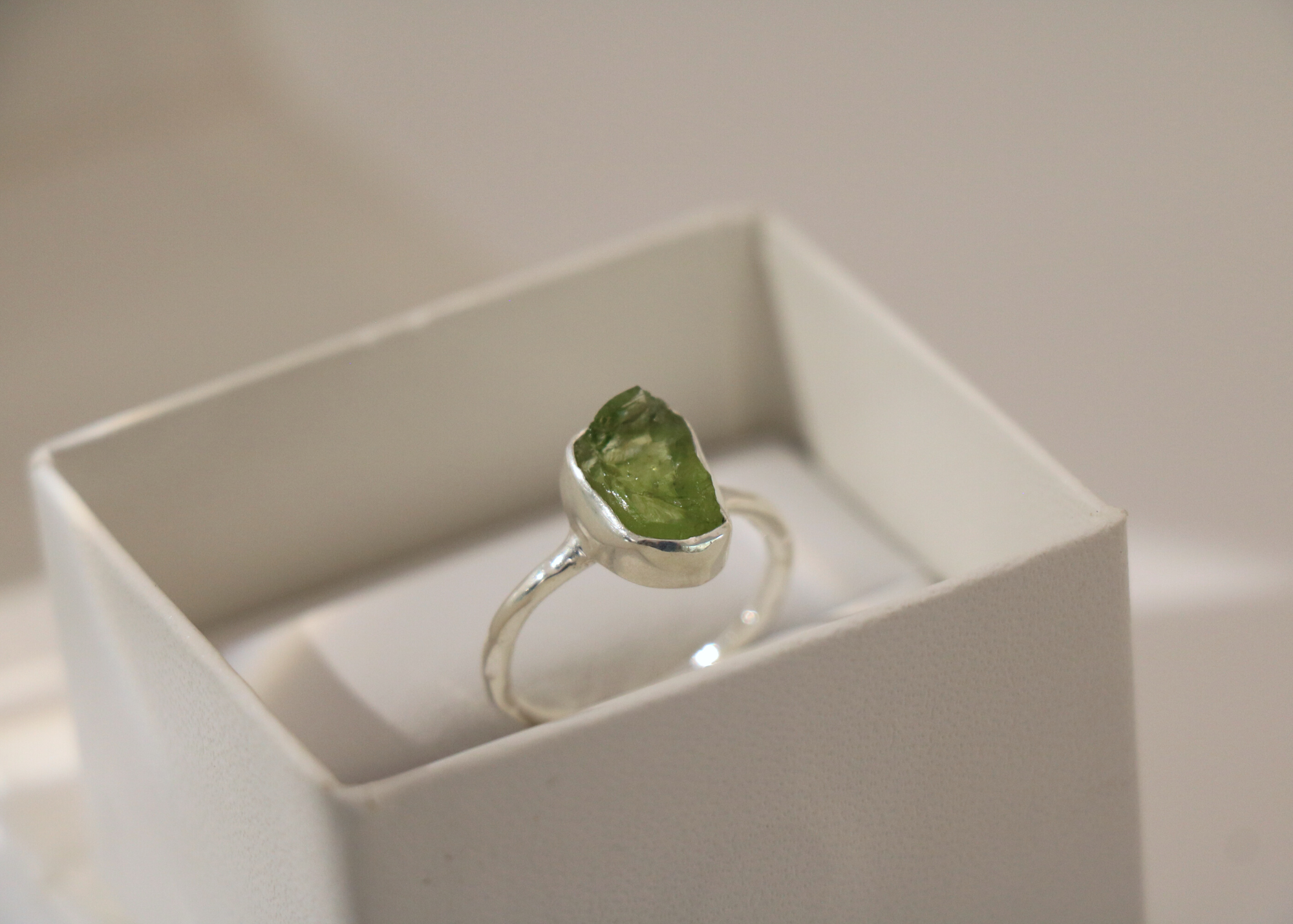 Raw Peridot Ring (Sterling Silver)、mySite、topwebapps