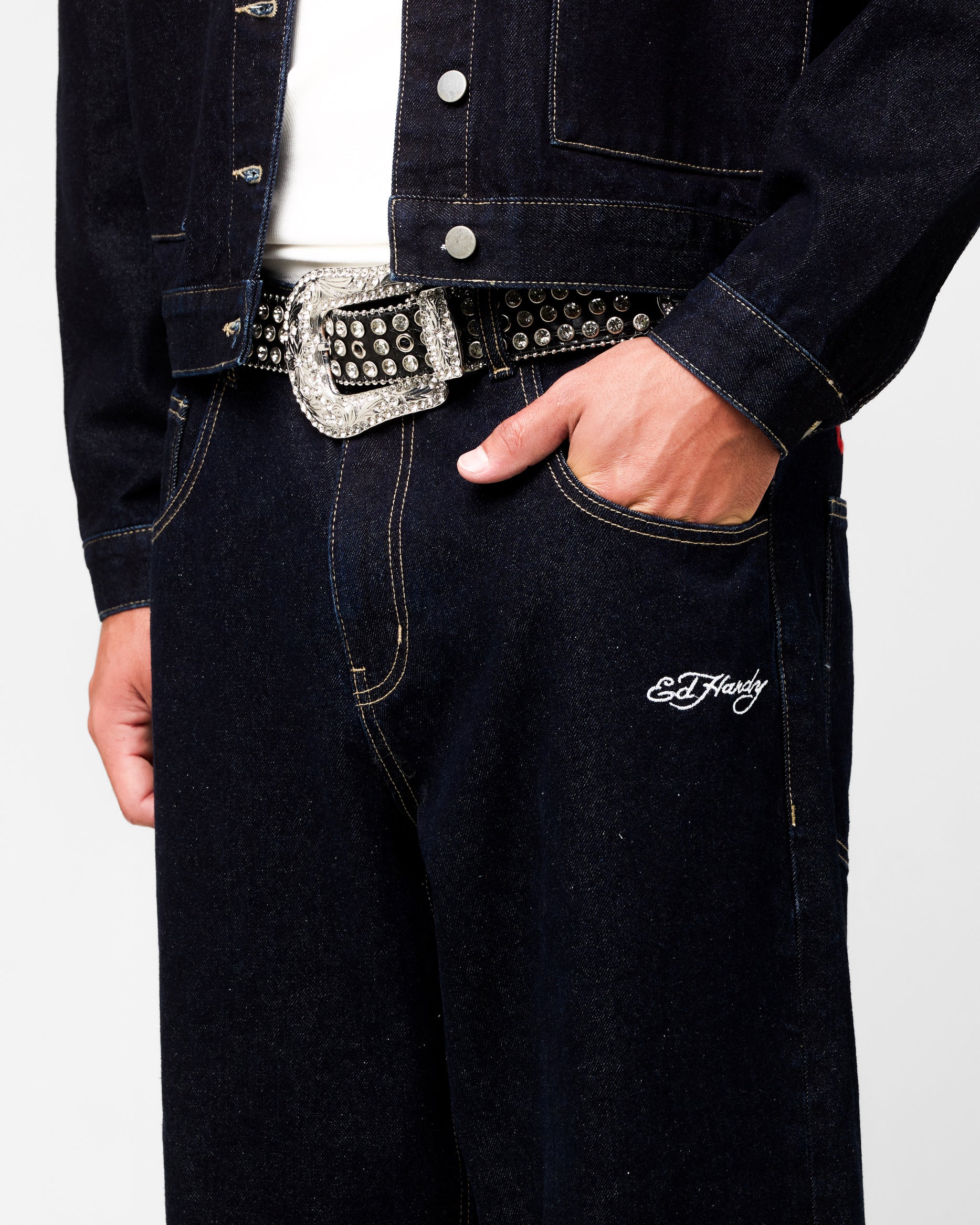 {product_title} - {shop_name}