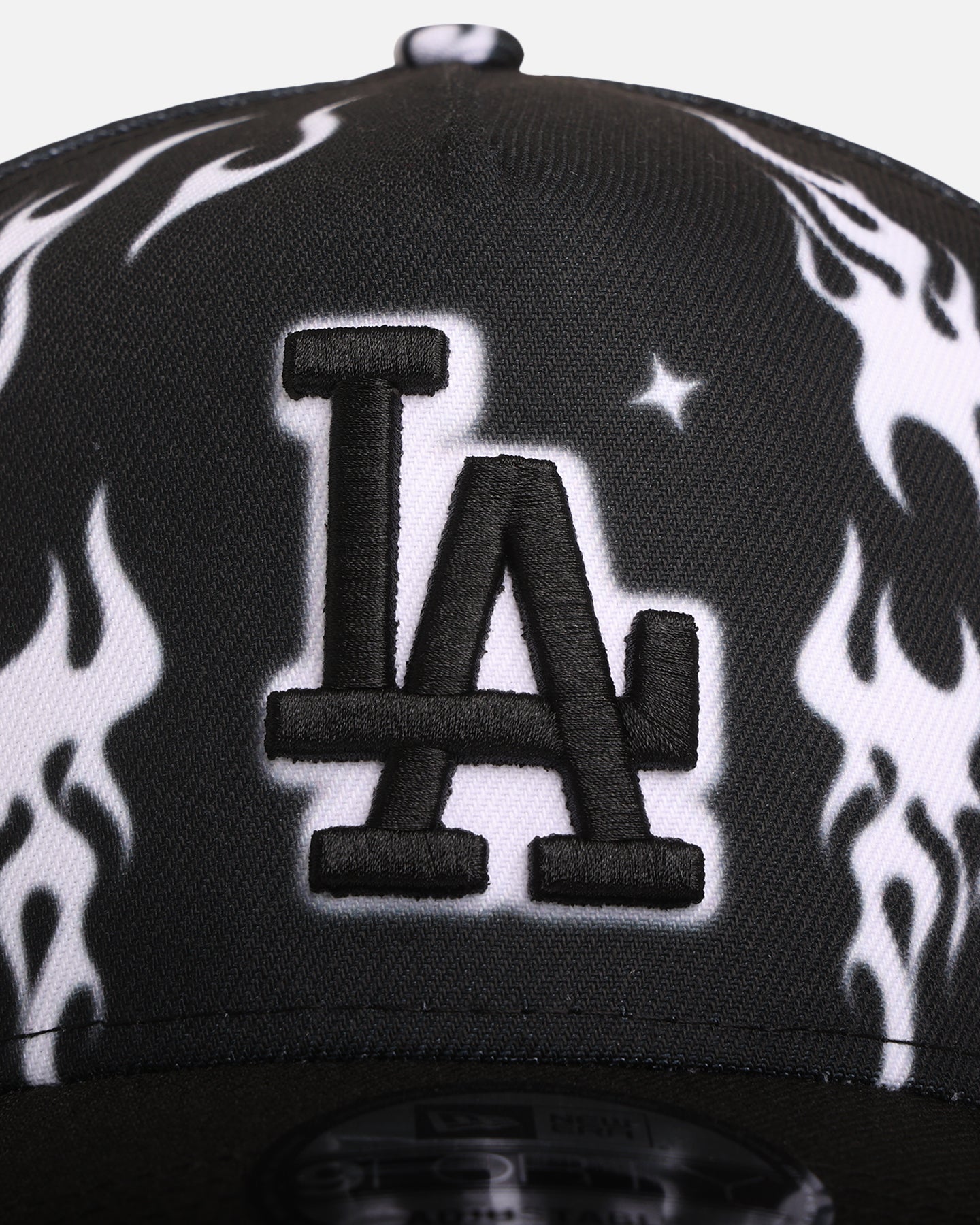 New Era Los Angeles Dodgers 'Crown Flames' 9OFRTY A-Frame Snapback Black/White、mySite、zt4zffjzw