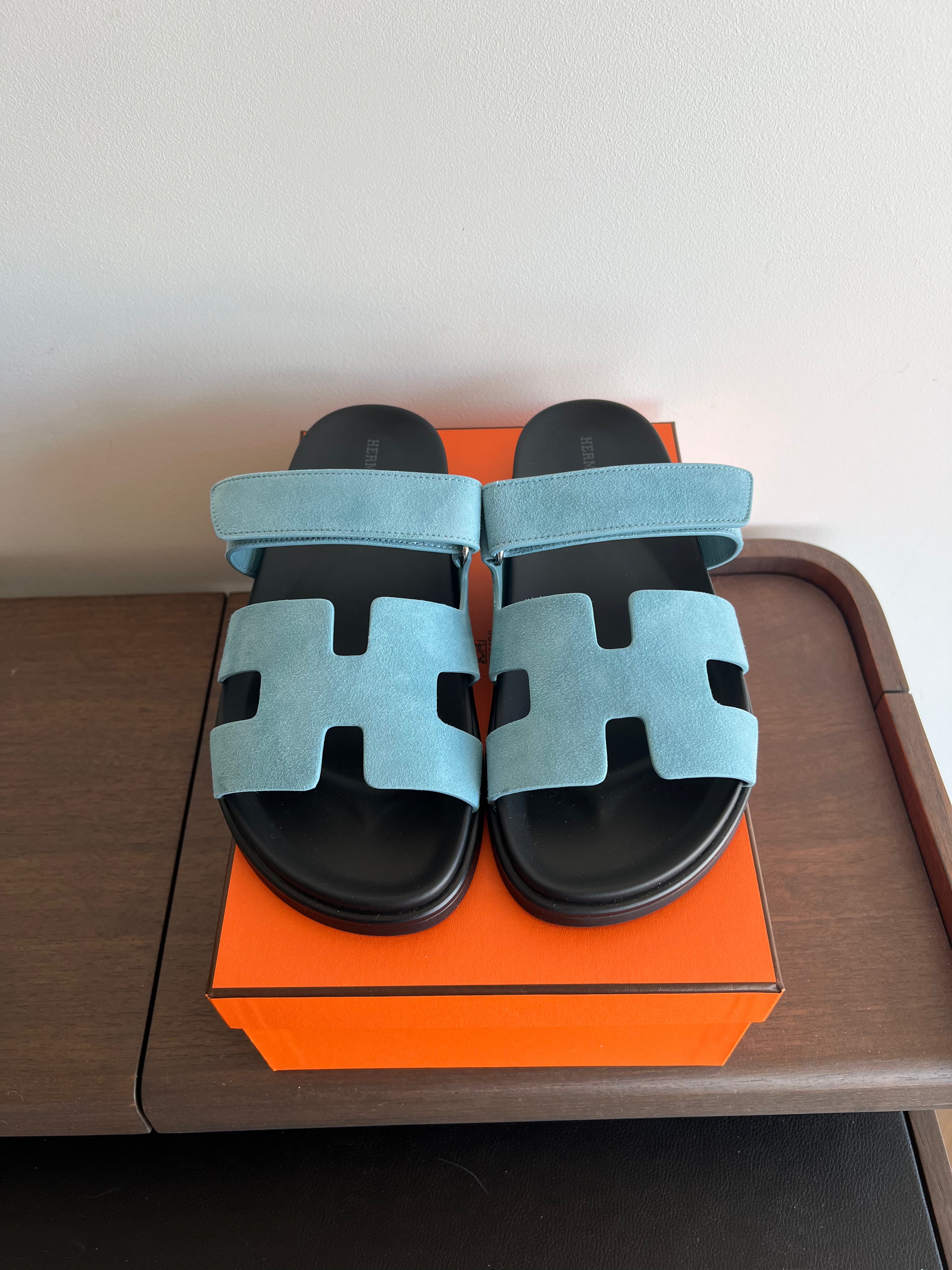 Hermès Chypre Suede Sandals (Bleu Minéral)、mySite、garminoutage.com