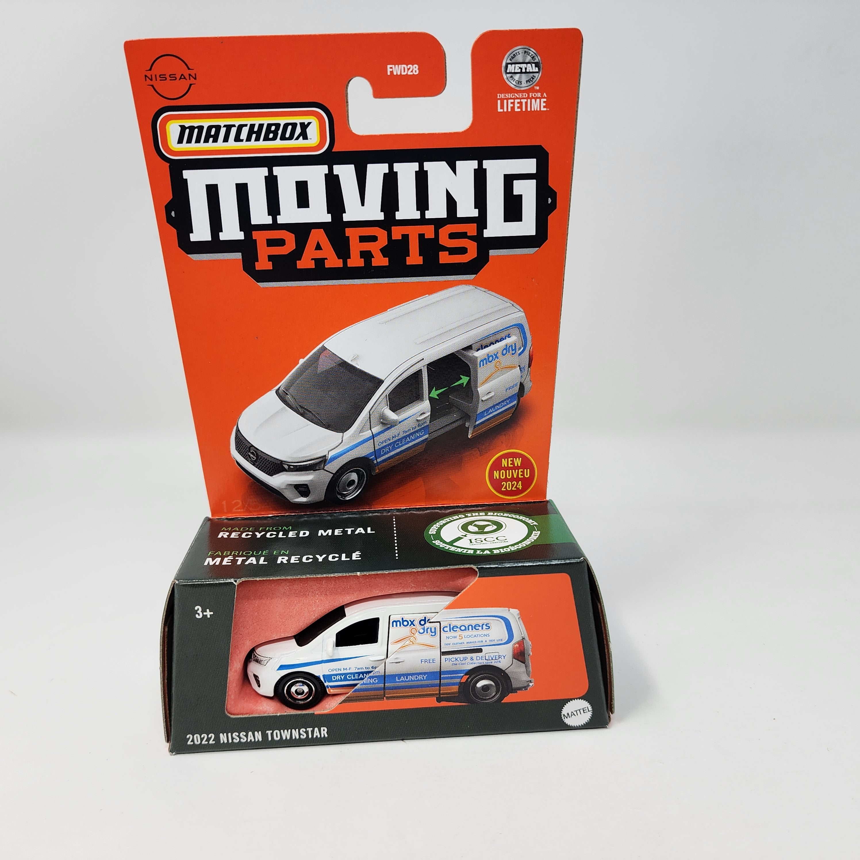 2022 Nissan Townstar * WHITE * 2024 Matchbox Moving Parts Case Q、mySite、hgirdovlk