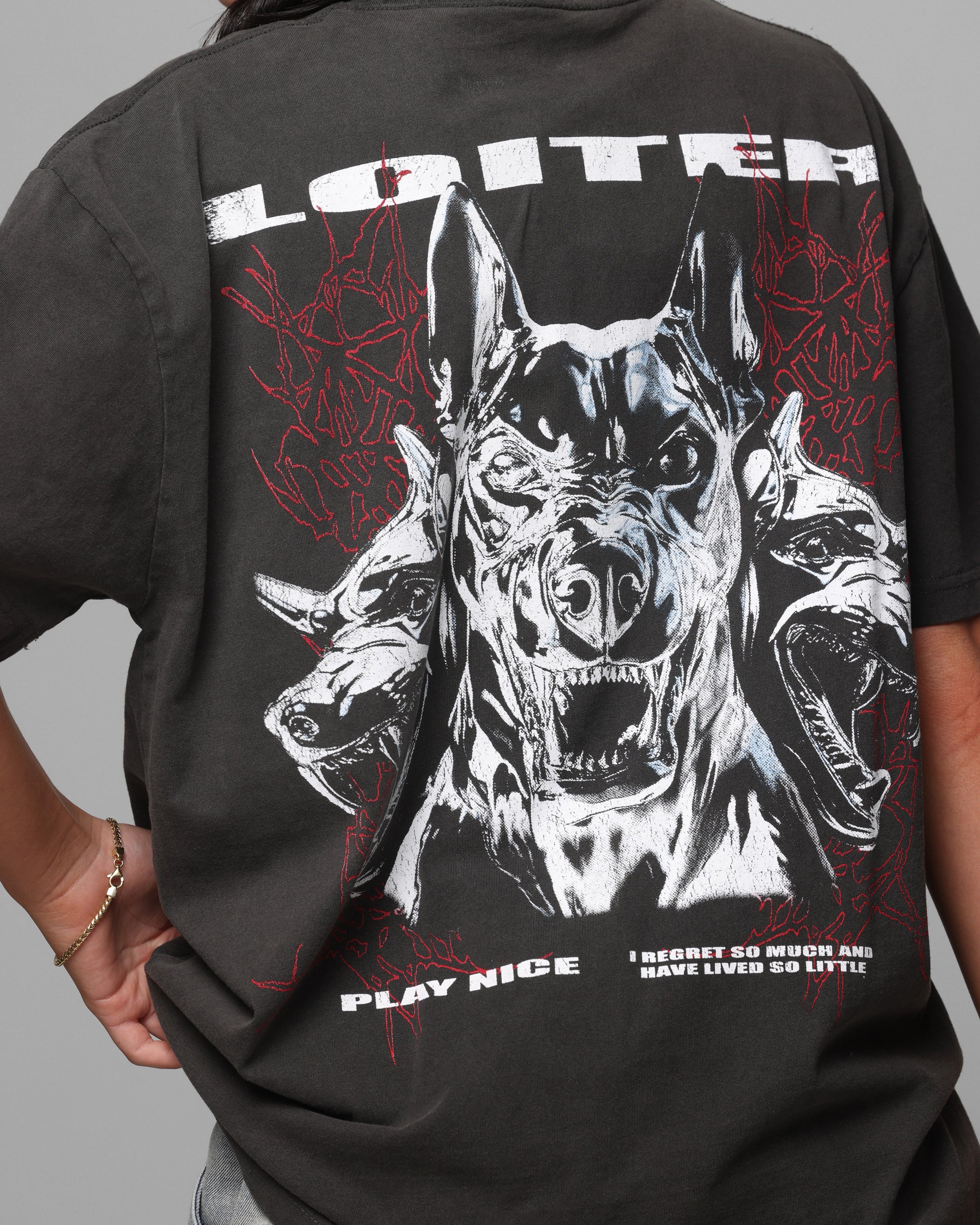 {product_title} - {shop_name}