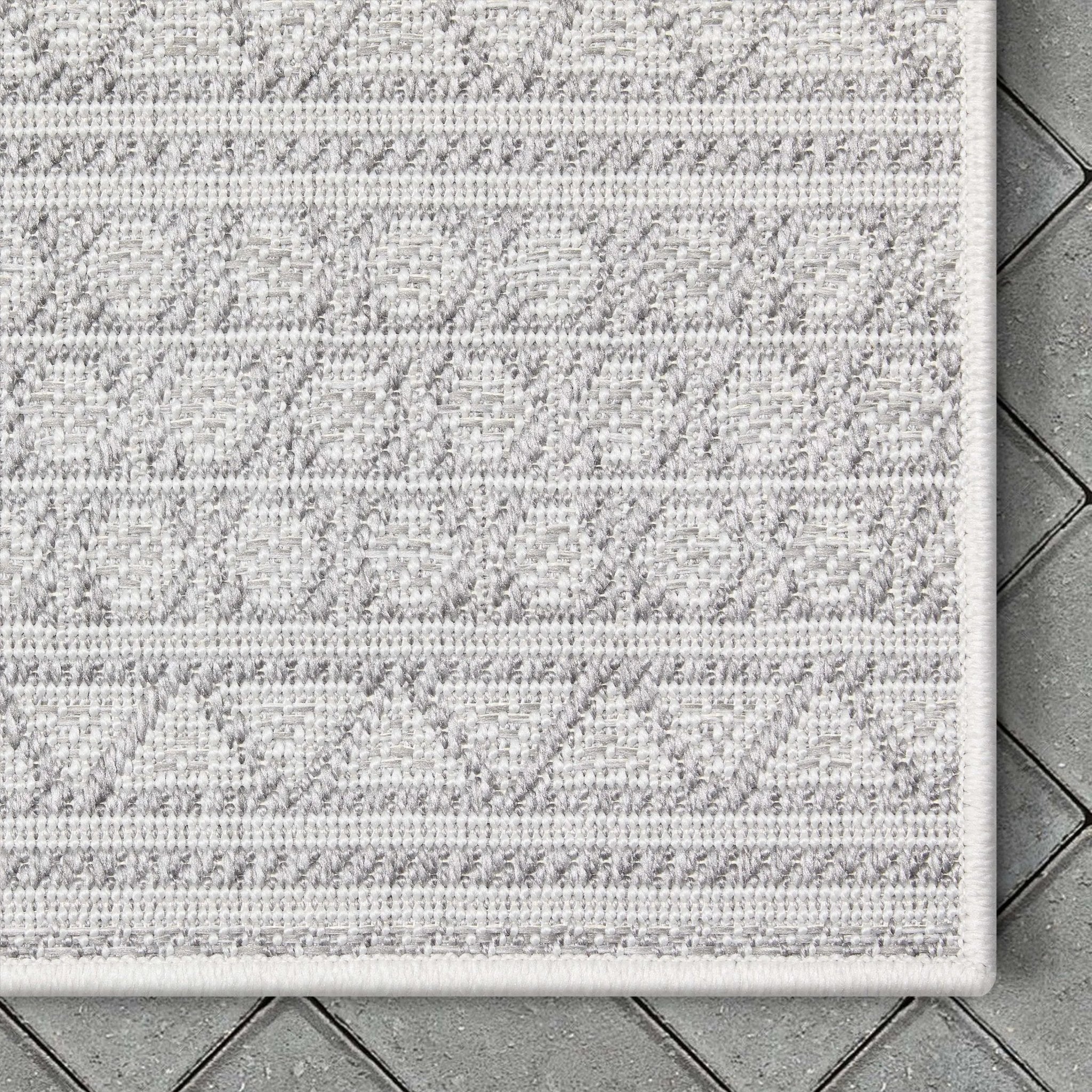 Arwen Tribal Indoor/Outdoor Grey Textured Rug、mySite、gigharbornorthrealestate
