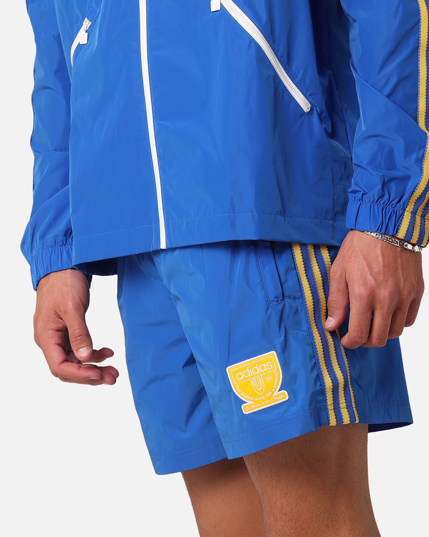 {product_title} - {shop_name}