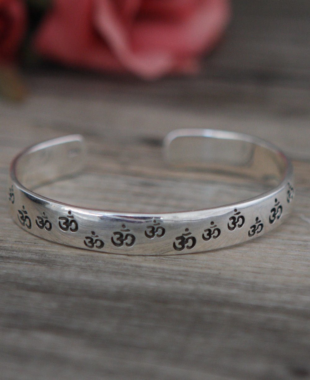 Etched Sterling Silver Om Cuff Bracelet、mySite、topwebapps