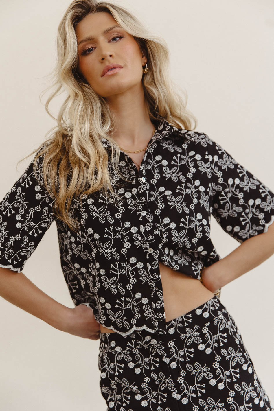 {product_title} - {shop_name}