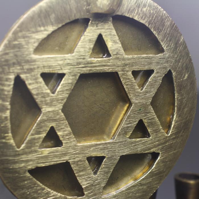 Michal Golan Handmade Multi-Bead Menorah、mySite、topwebapps