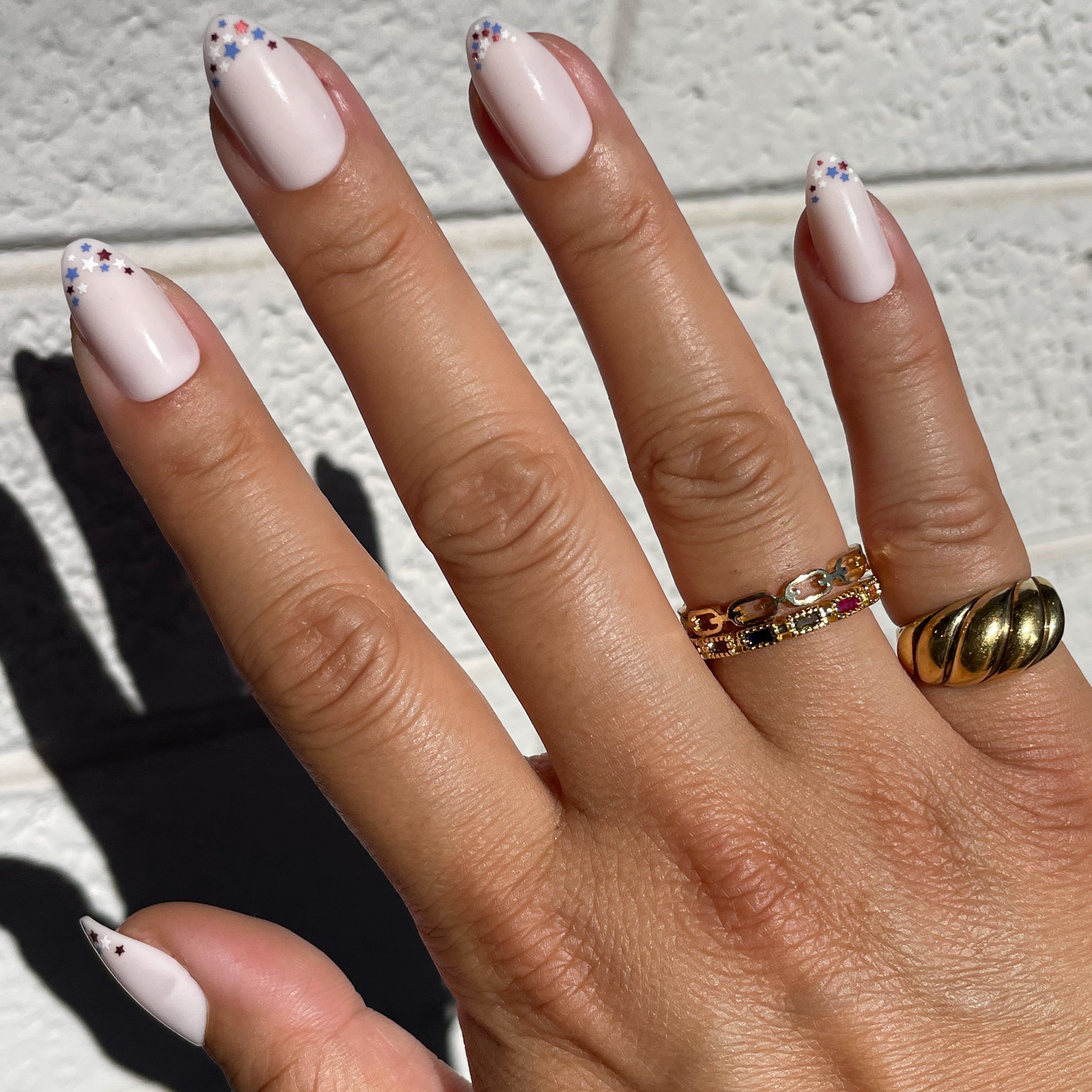 Star Showers | Almond | Medium、mySite、solidvoid