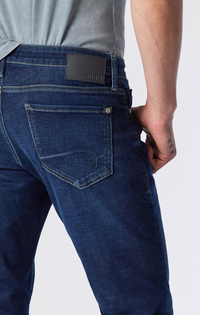 {product_title} - {shop_name}