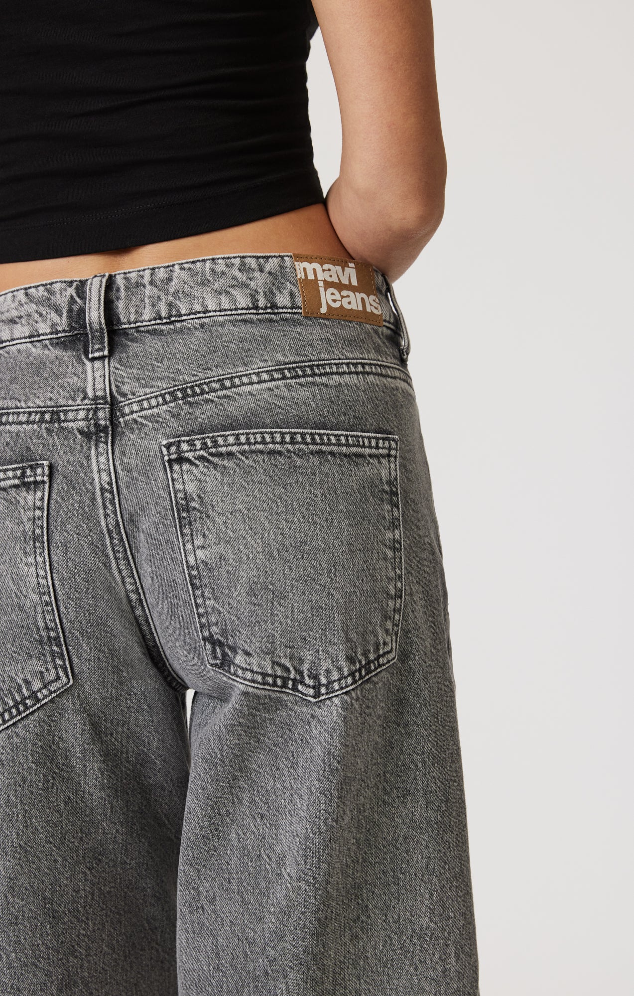 {product_title} - {shop_name}