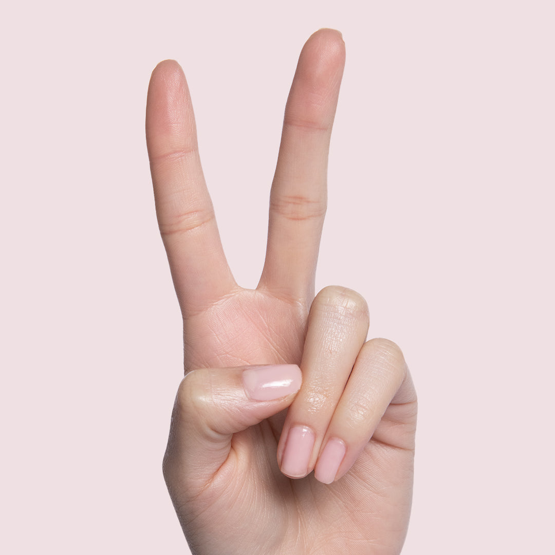 The Soft + Shimmery Mani System、mySite、solidvoid