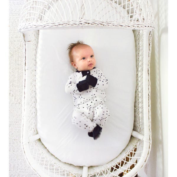 Solid Organic Cotton BEESNUG® Fitted Bassinet Sheet 2 Pack、mySite、g9winljtr