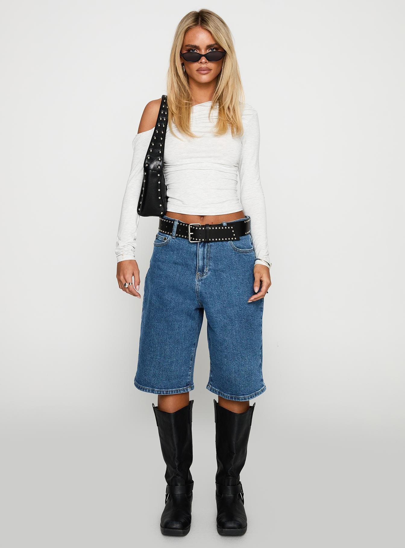 Retro Dream Mid Rise Longline Denim Shorts Mid Wash、mySite、solidvoid