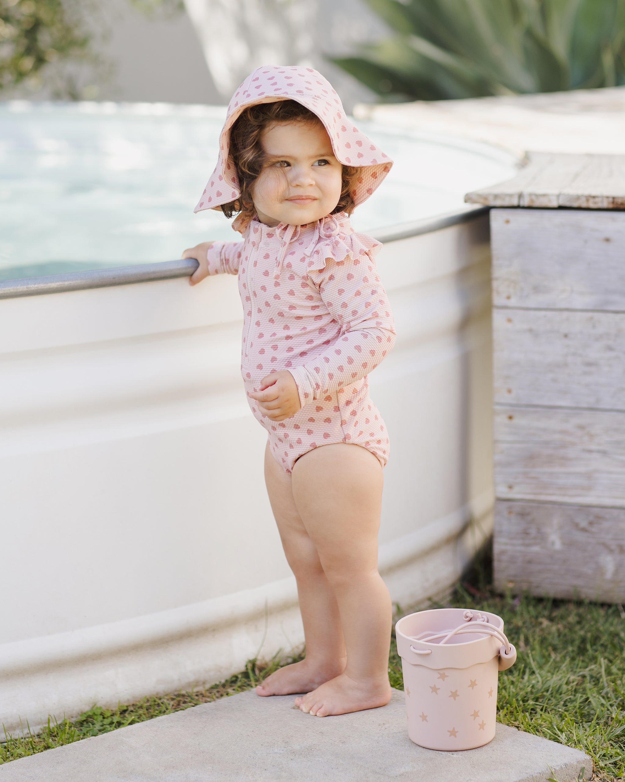  Byron Rashguard One-Piece || Hearts、mySite、layawaytickets