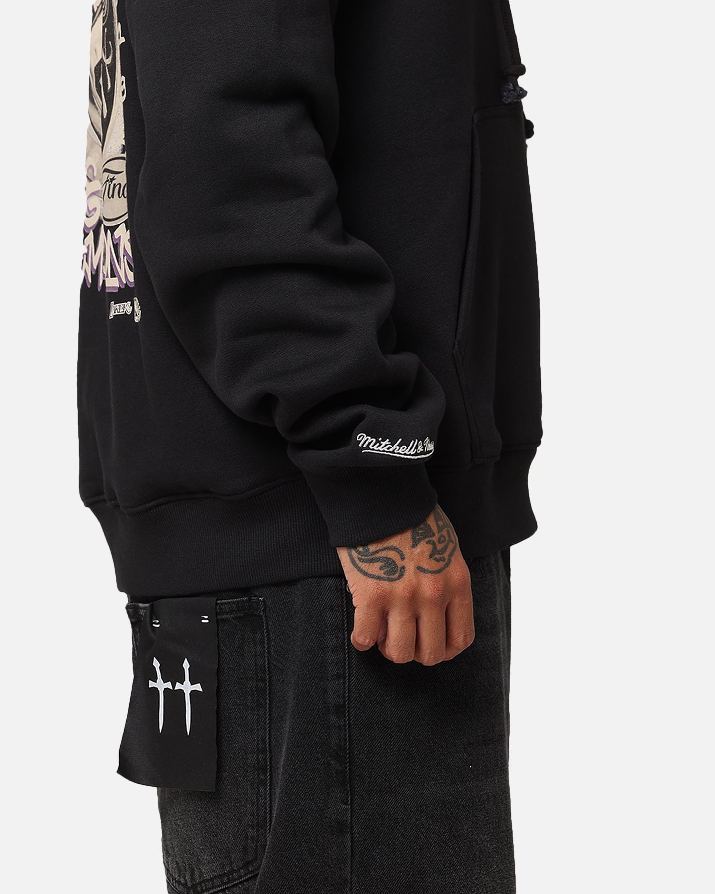 {product_title} - {shop_name}