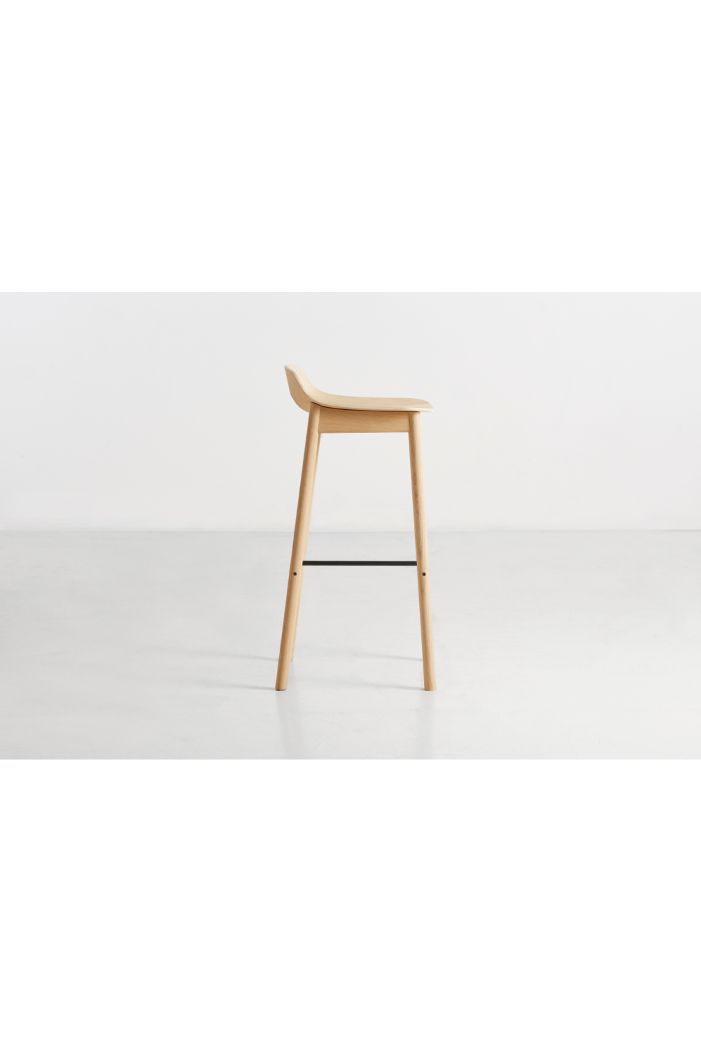 Classic Oak Bar Stool | WOUD Mono、mySite、neckold