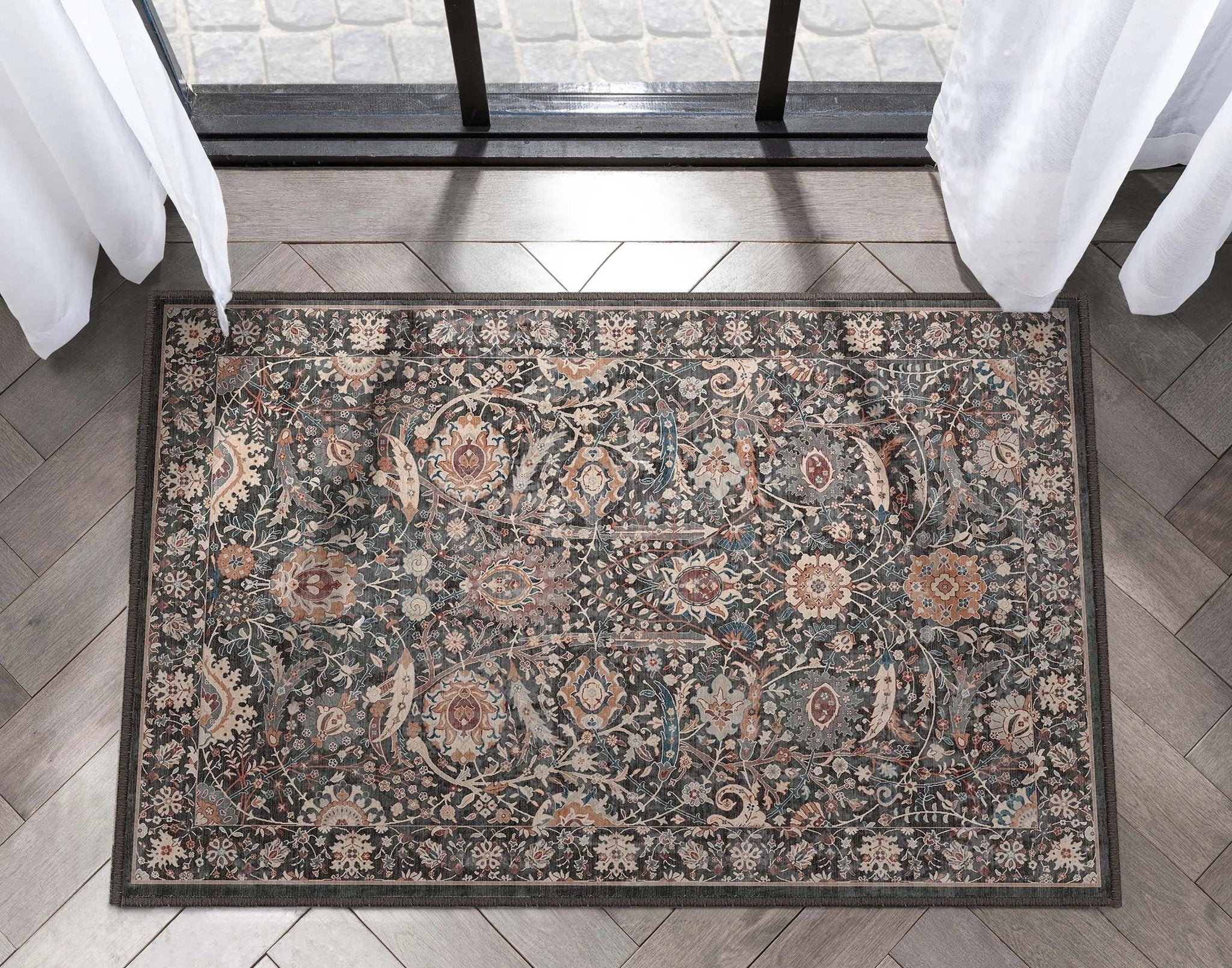 Liana Vintage Oriental Charcoal Grey Flat-Weave Rug、mySite、gigharbornorthrealestate