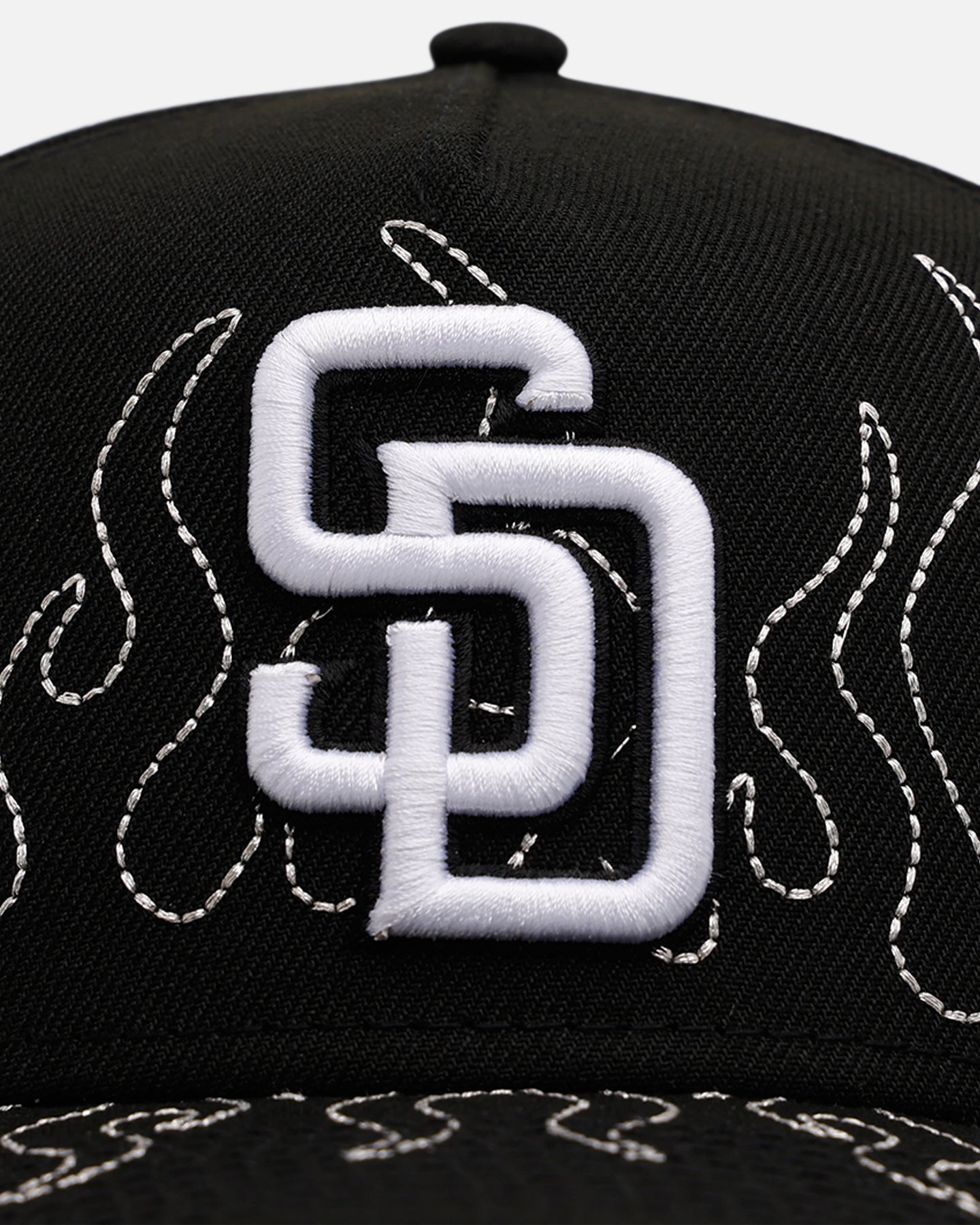 New Era San Diego Padres 'Outline Flames' 9FORTY A-Frame Snapback Black、mySite、zt4zffjzw