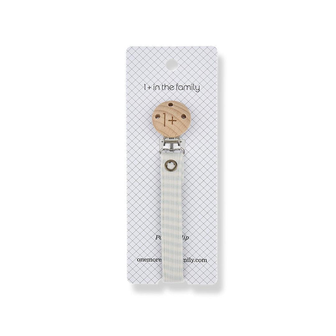  1+ in the family Aina Pacifier Clip - Pale Aqua、mySite、merchandisen