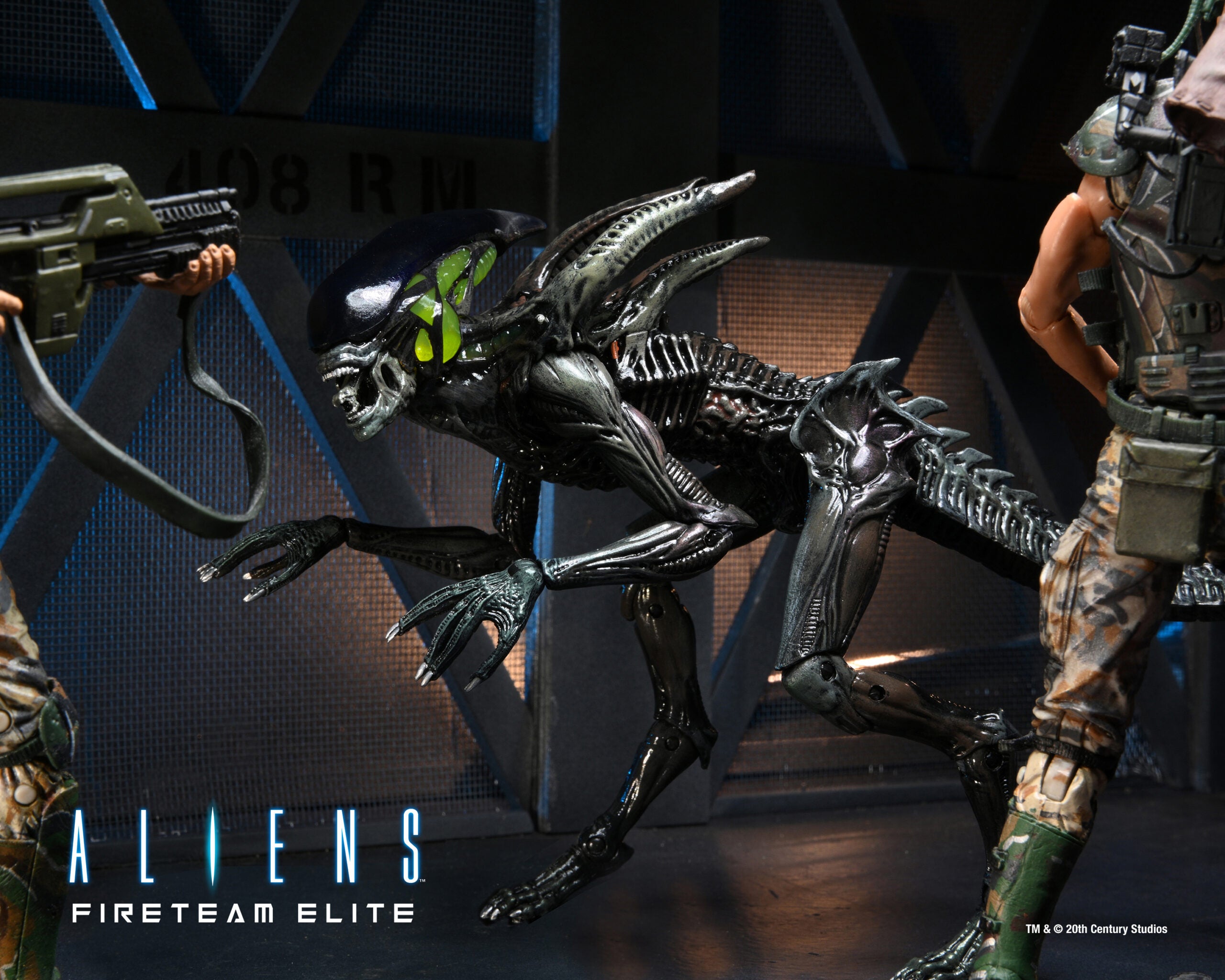 NECA Aliens 7 Scale Fireteam Elite Spitter (Series 2)、mySite、hgirdovlk