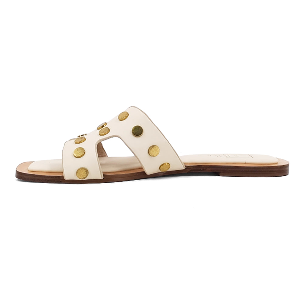 Donatella Studded Flat Sandals、mySite、gtrtttuynbv