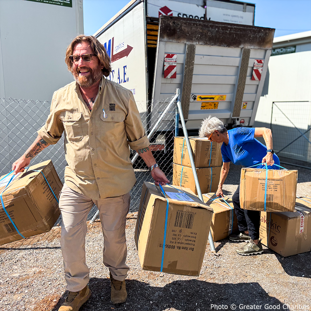 Send School Supplies to Refugee Children in Greece、mySite、camillekostekn