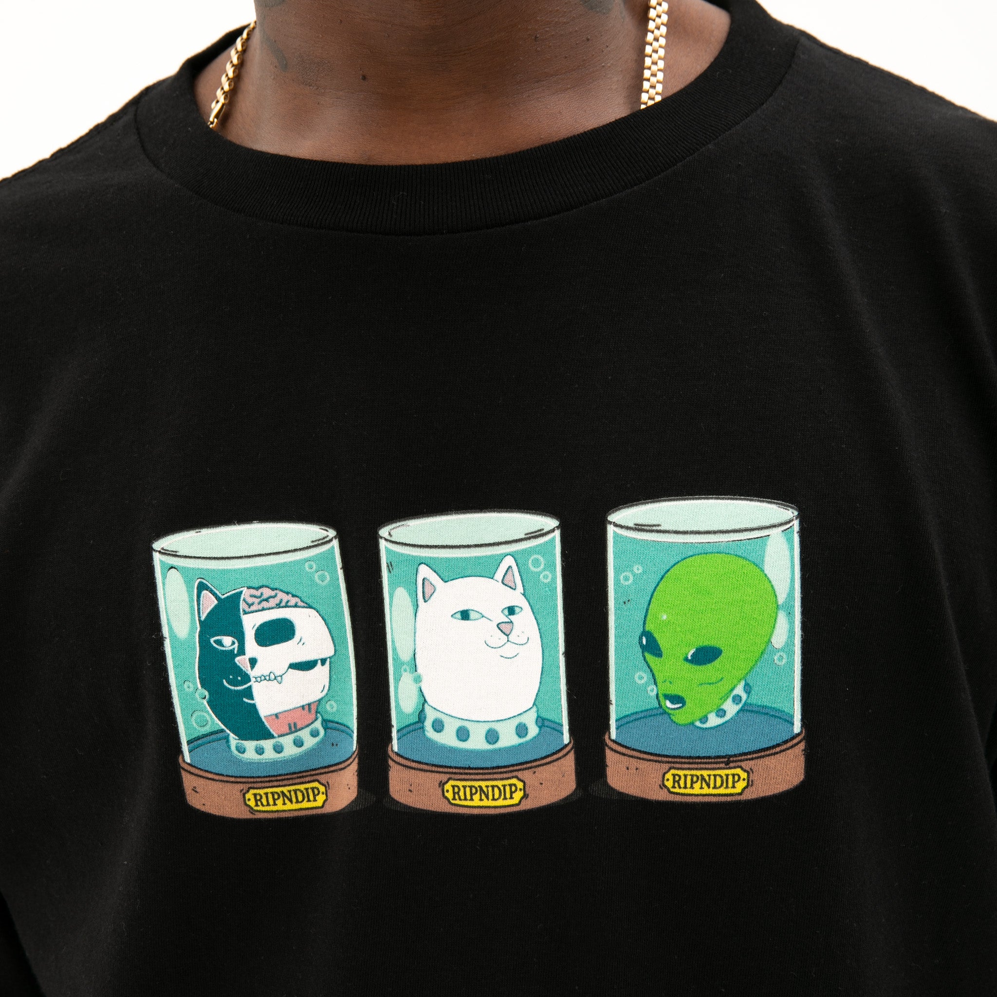 {product_title} - {shop_name}