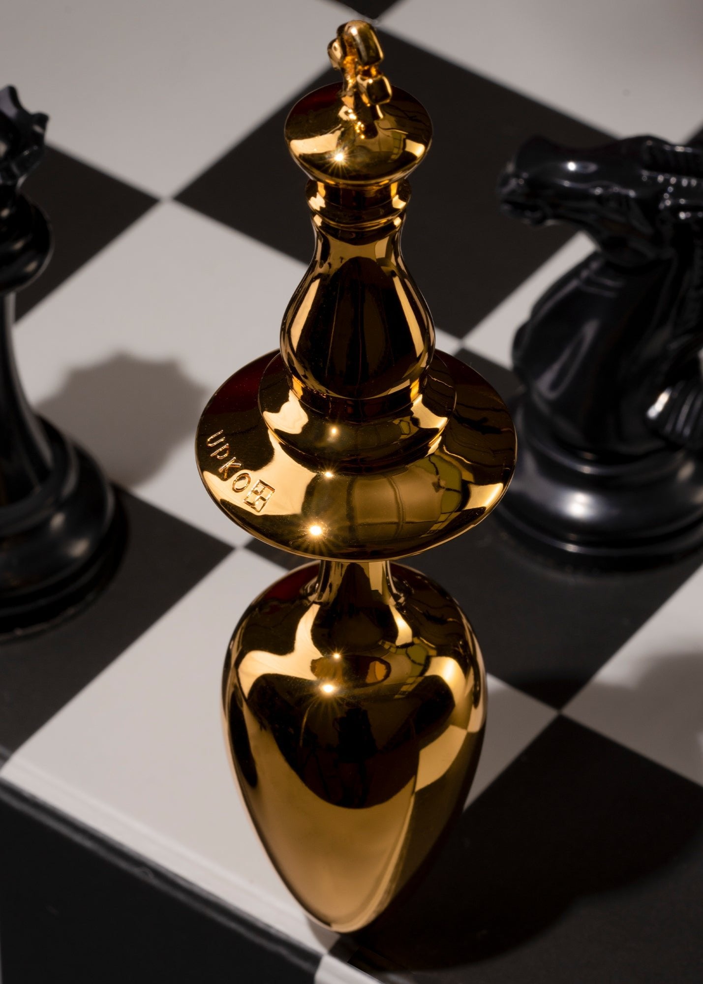  The Chess King Butt Plug、mySite、justintrudeaud