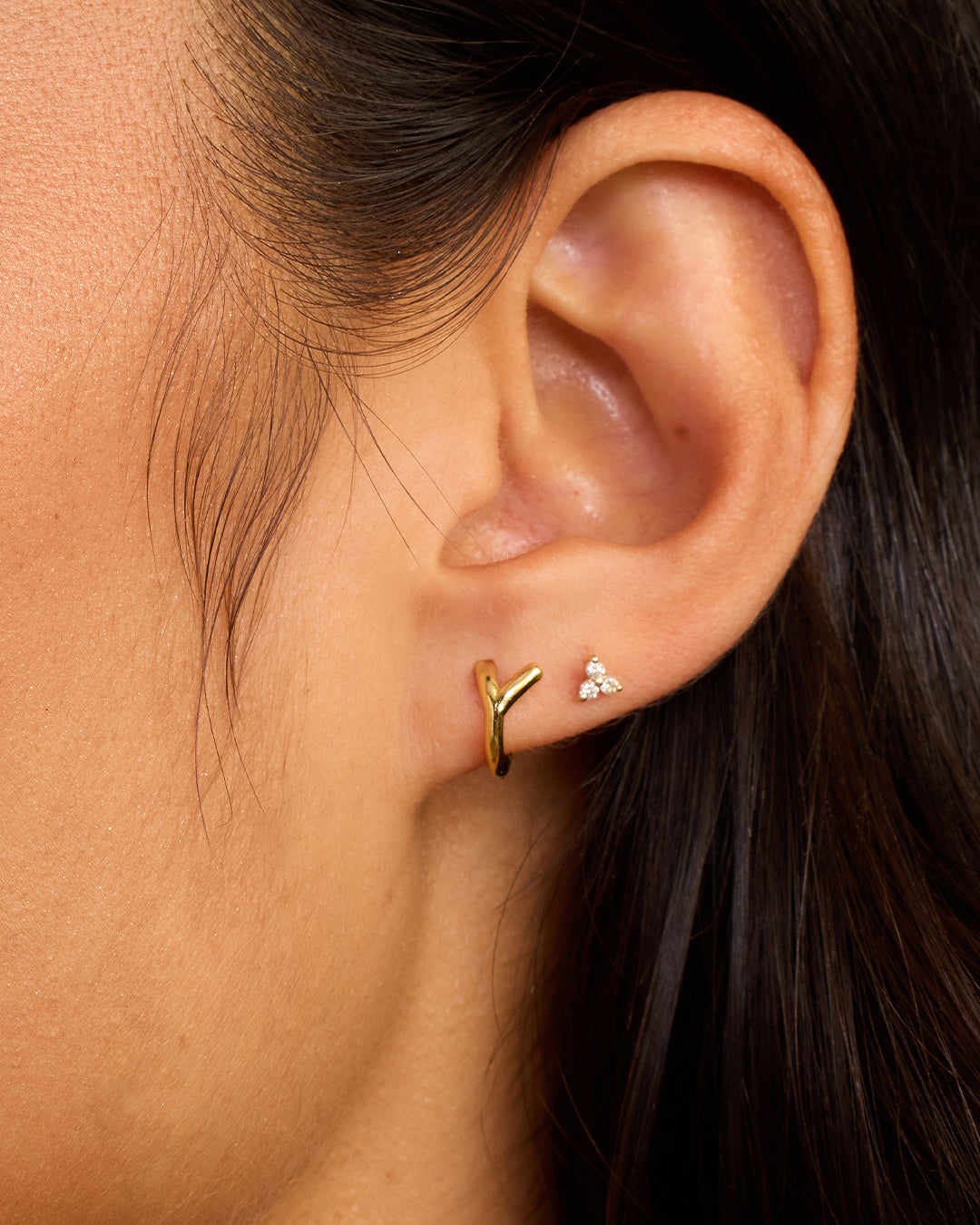 Alphabet Single Huggie、mySite、hinf8tx79