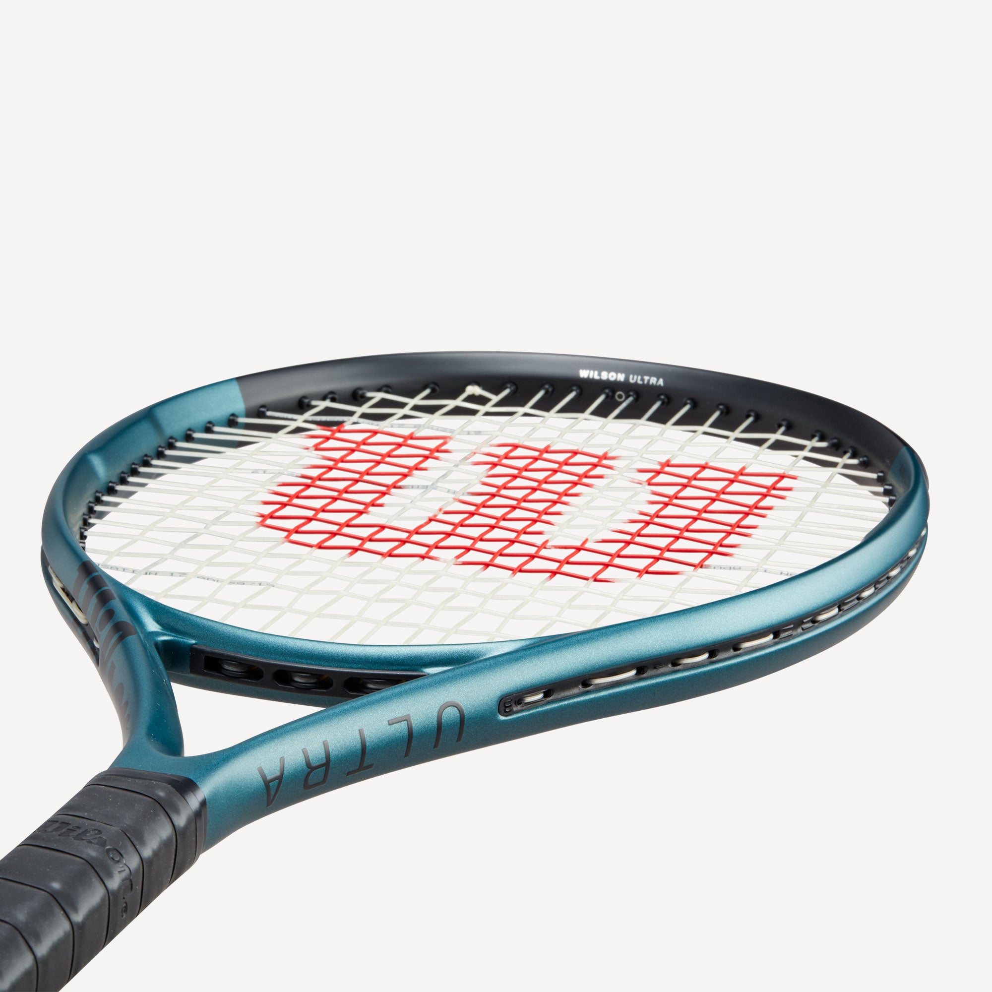 Wilson Ultra 25 V4 Junior Tennis Racket