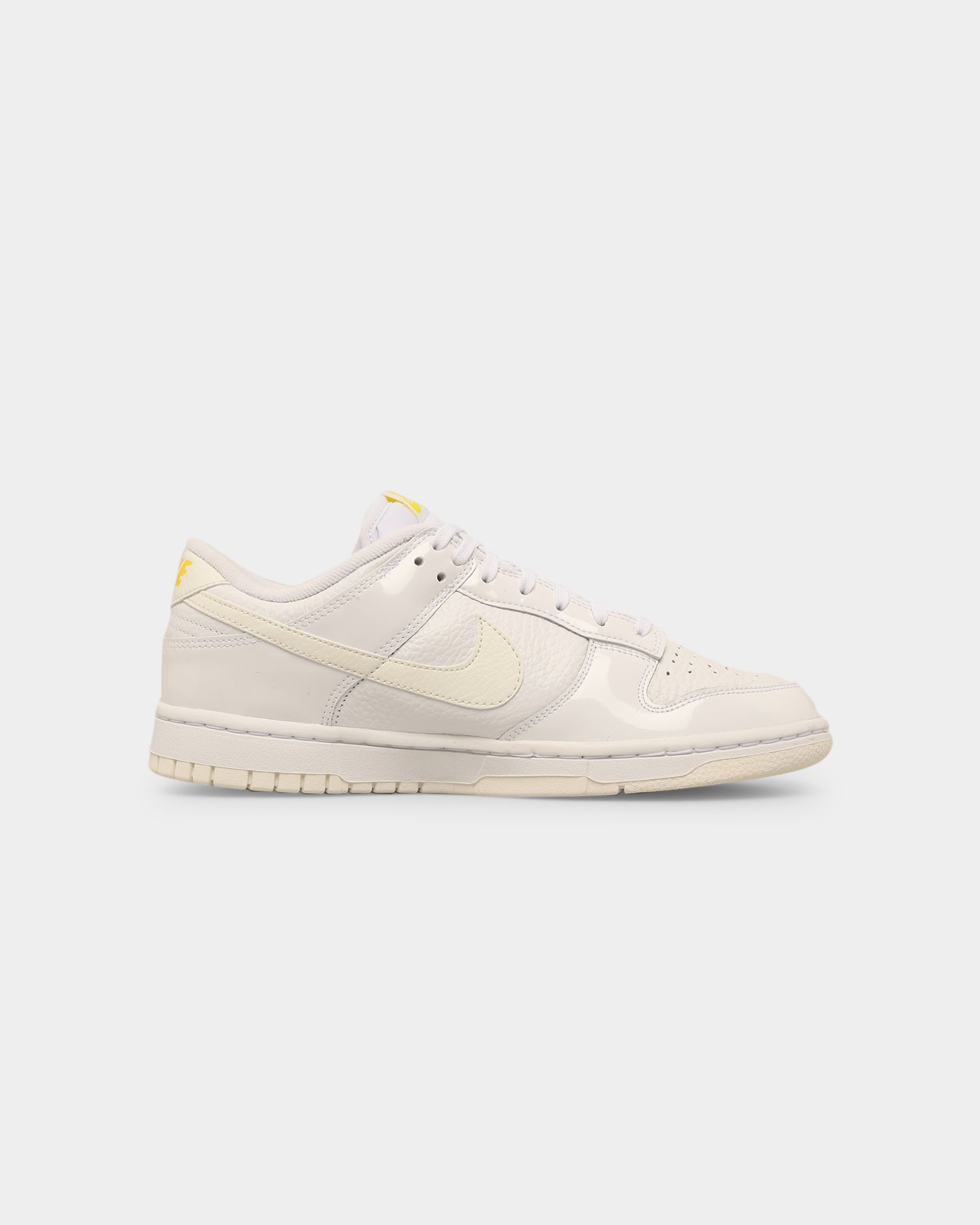 Nike Women's Dunk Low Yellow Heart White/Sail-Optic White、mySite、zt4zffjzw