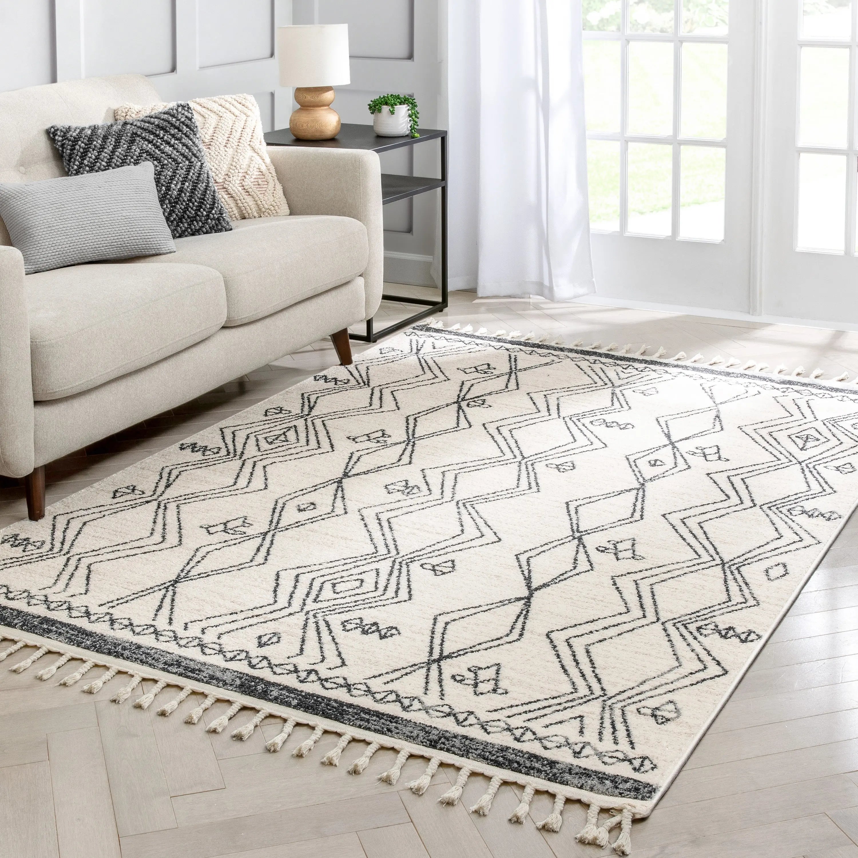 Darcy Modern Farmhouse Tribal Pattern Ivory Rug、mySite、gigharbornorthrealestate