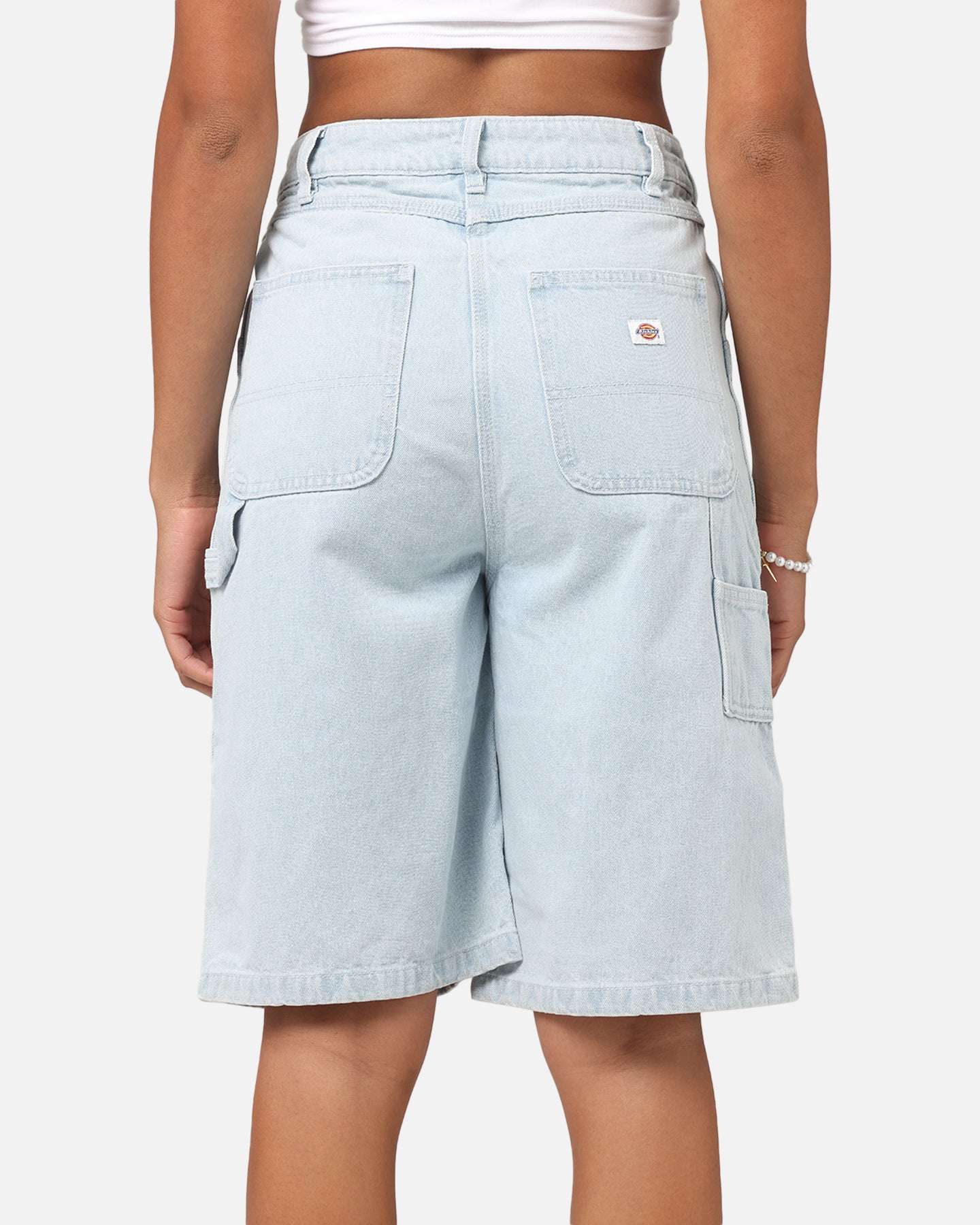 {product_title} - {shop_name}