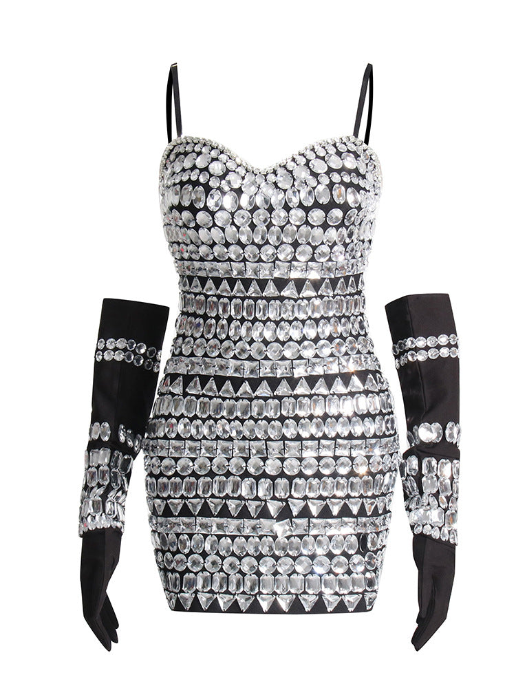 {product_title} - {shop_name}