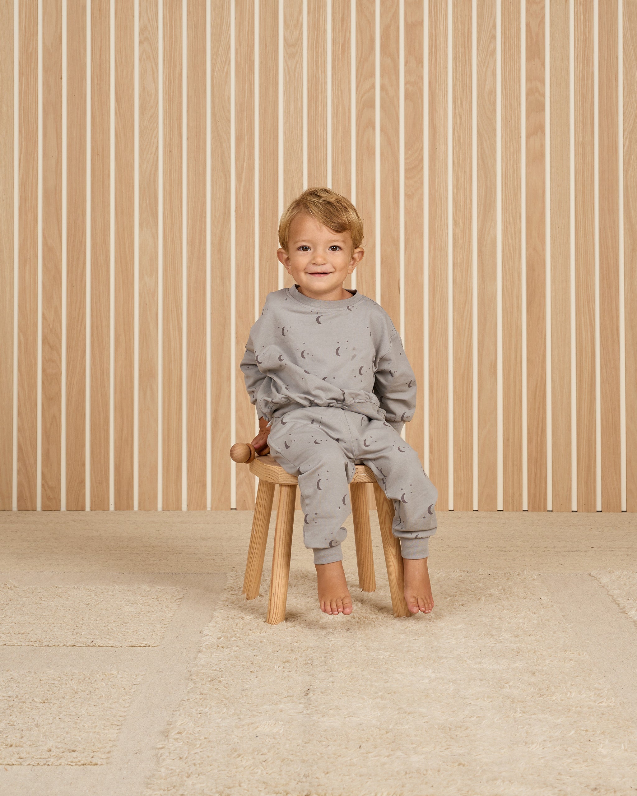  Relaxed Sweatshirt || Moons、mySite、layawaytickets