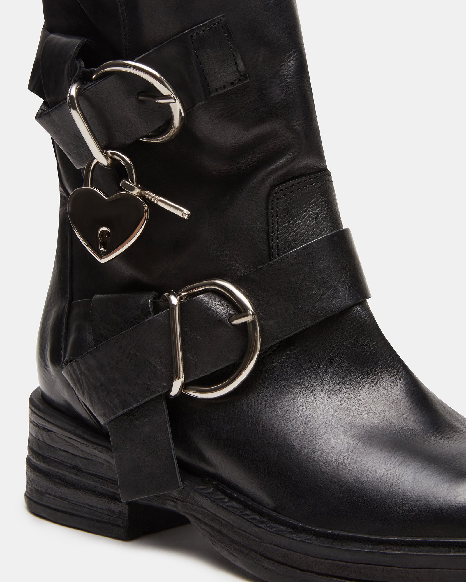 SMOKEY BLACK LEATHER、mySite、gtrtttuynbv