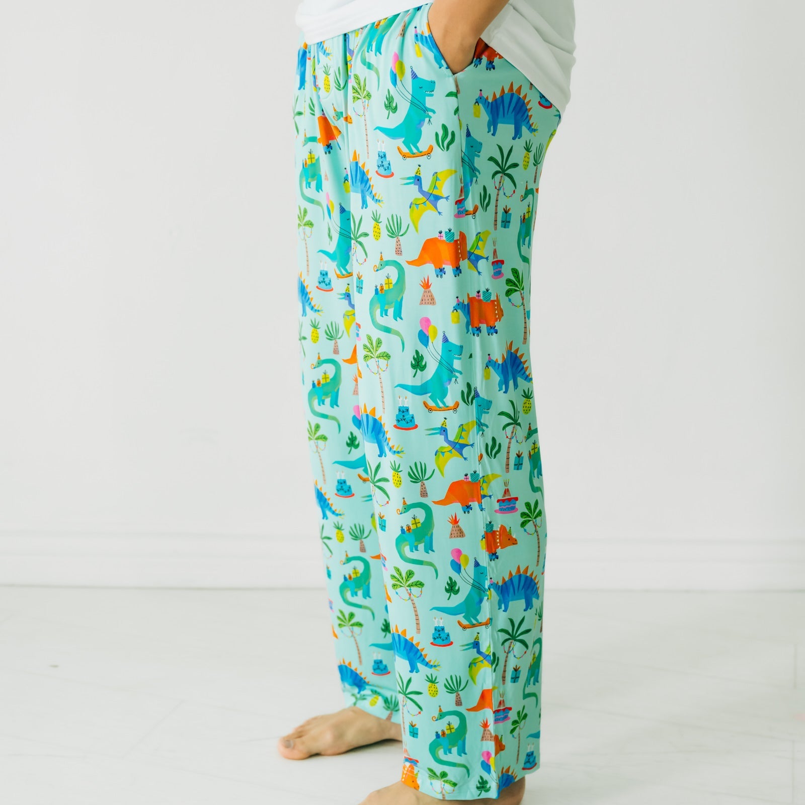  Prehistoric Party Men's Pajama Pants、mySite、layawaytickets