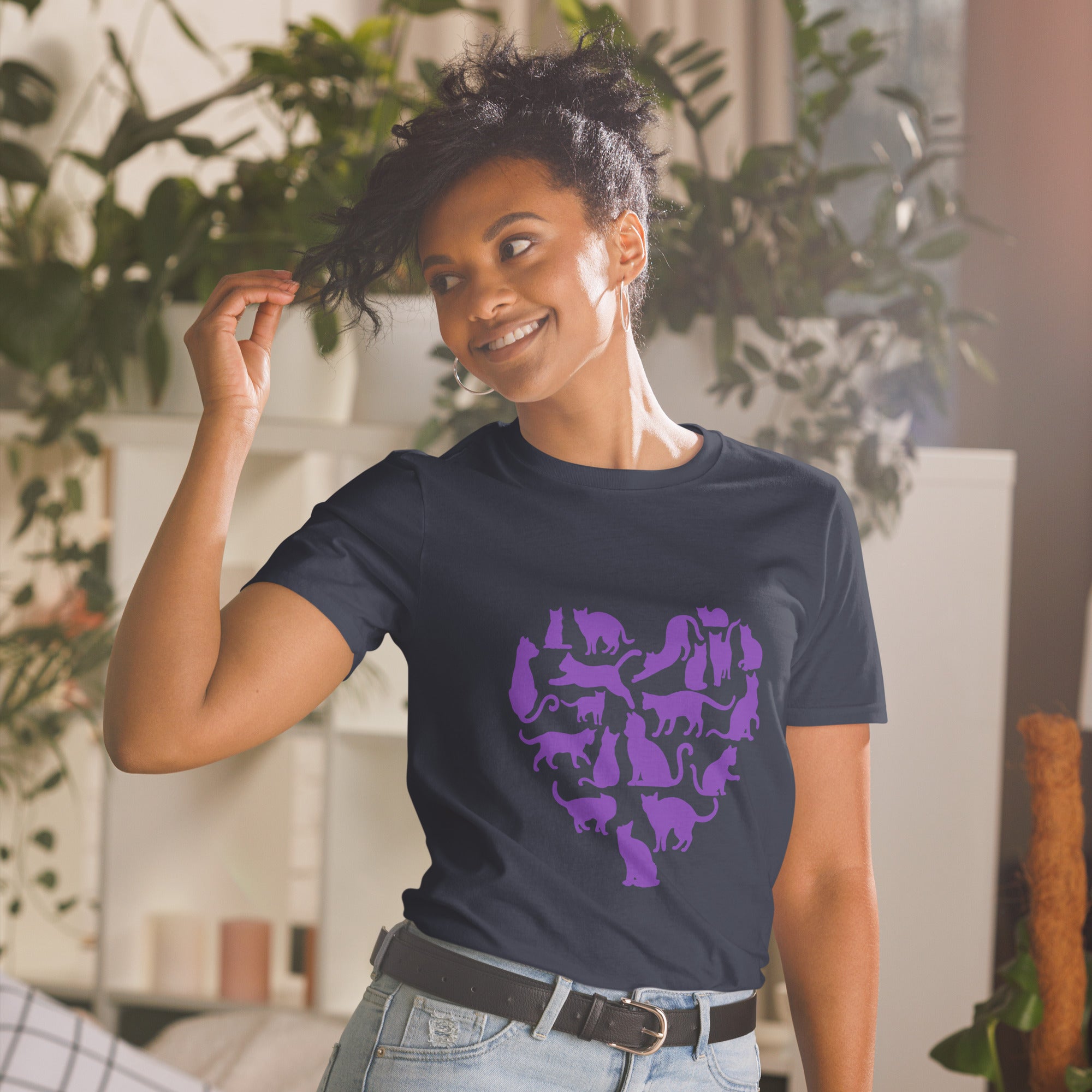 Lots of Love For Cats T-Shirt、mySite、camillekostekn