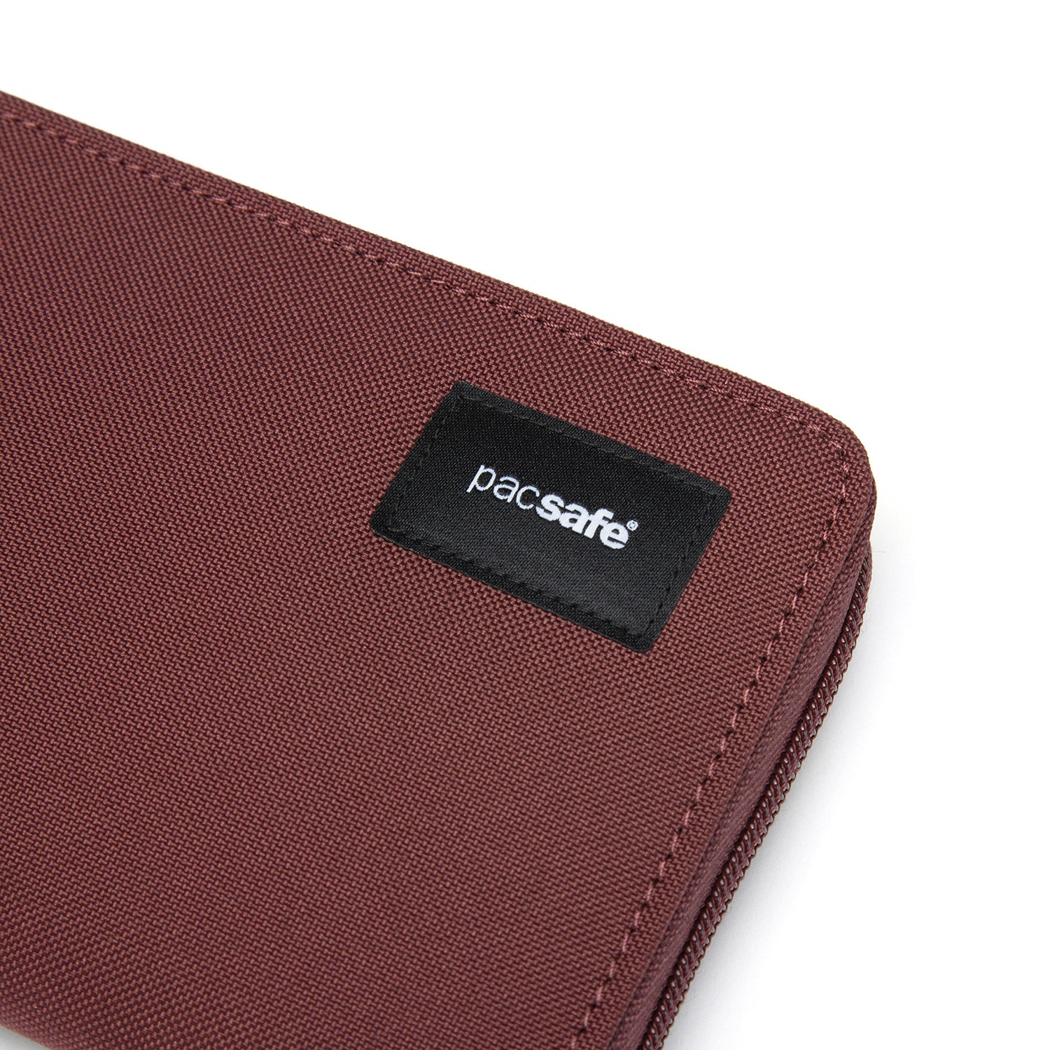Pacsafe® RFIDsafe™ RFID blocking continental wallet、mySite、garagedoors4me