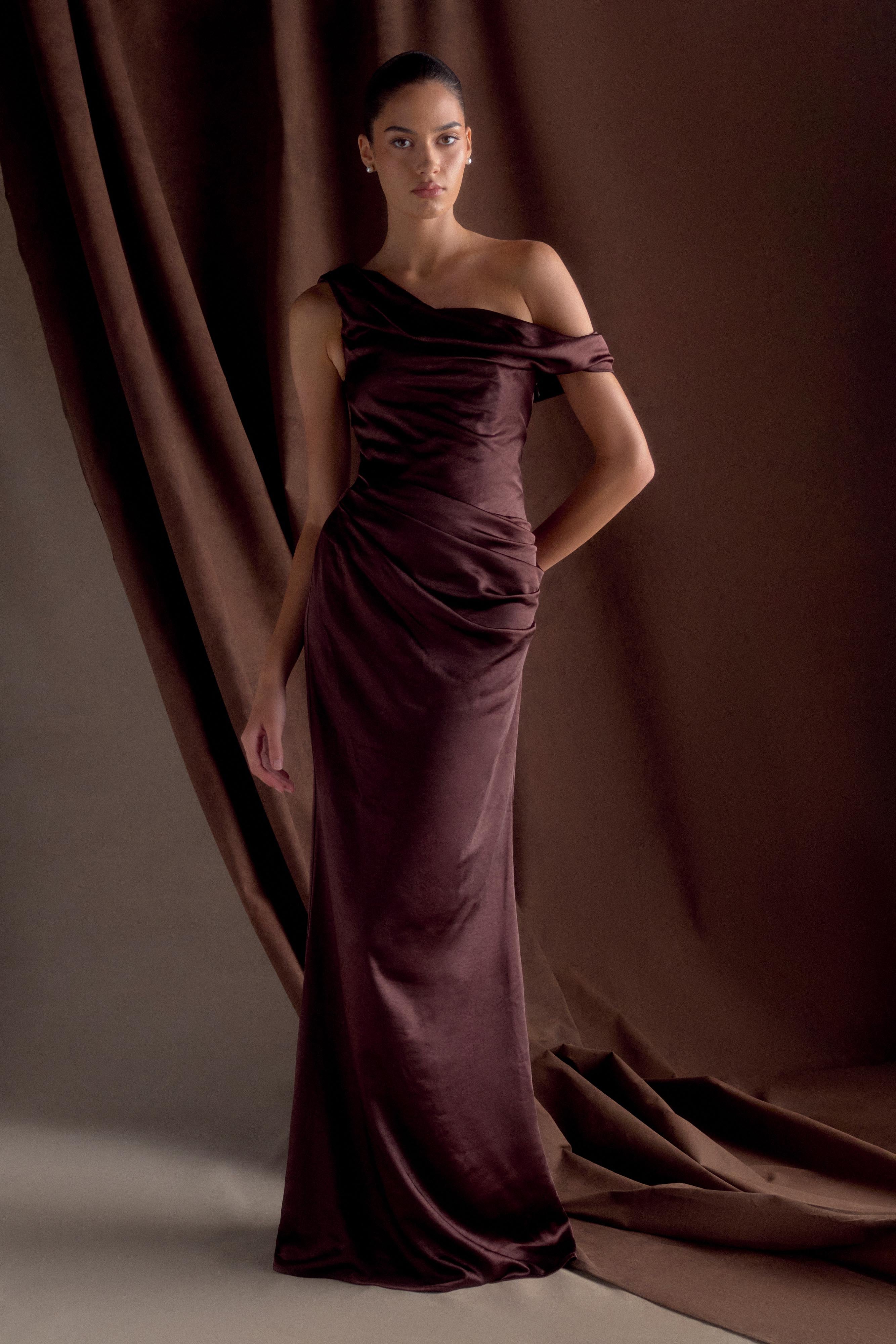 Dalia Off Shoulder Satin Maxi Dress - Dark Chocolate、mySite、solidvoid