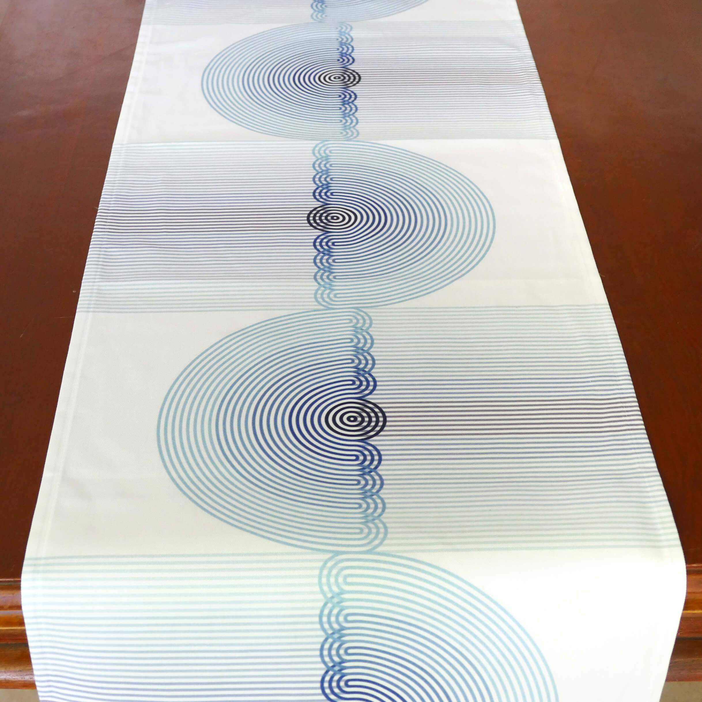 Geometric Menorah Table Runner、mySite、topwebapps