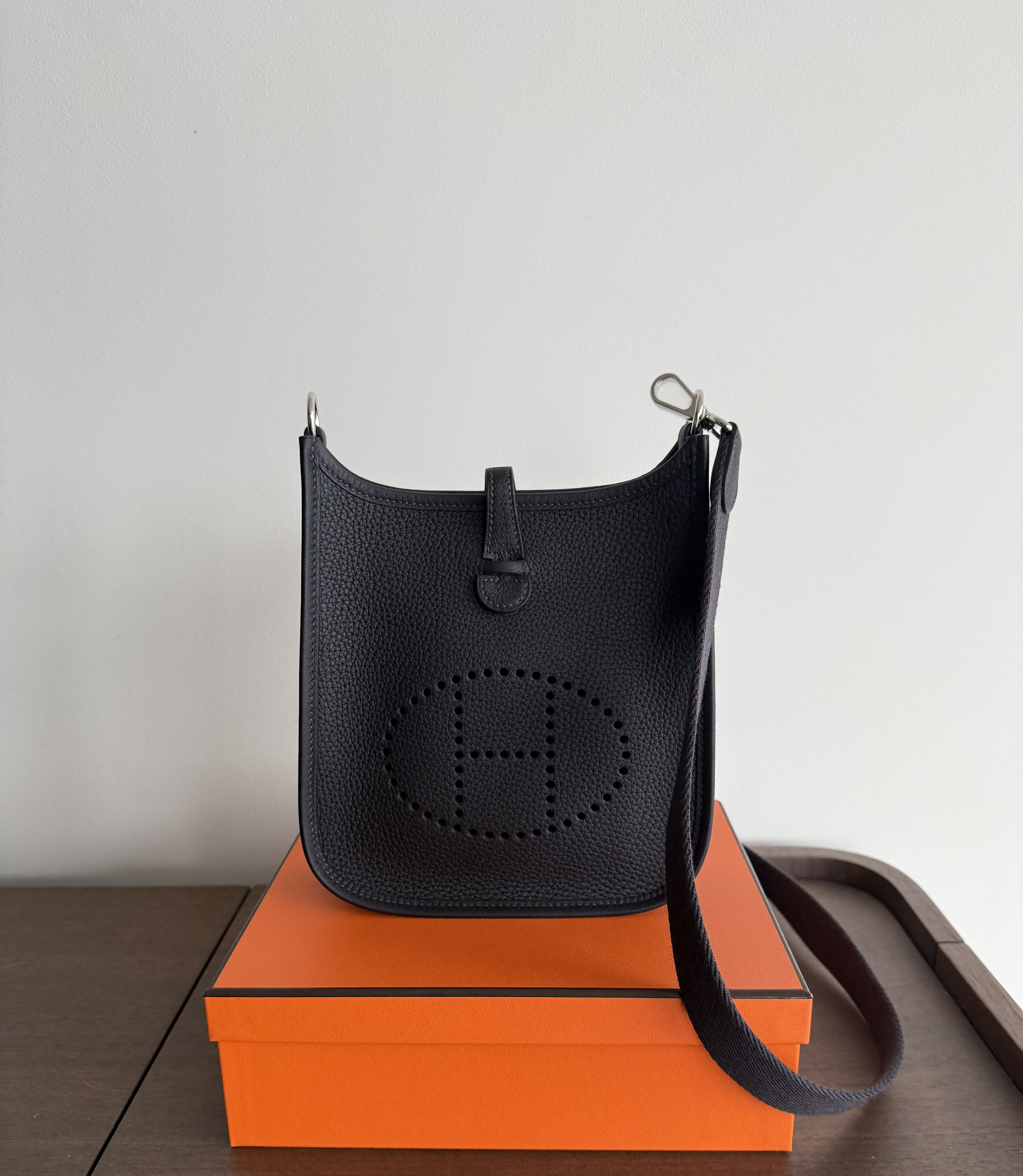 Hermès Mini Evelyne 16 Bag Caban Clemence PHW、mySite、garminoutage.com