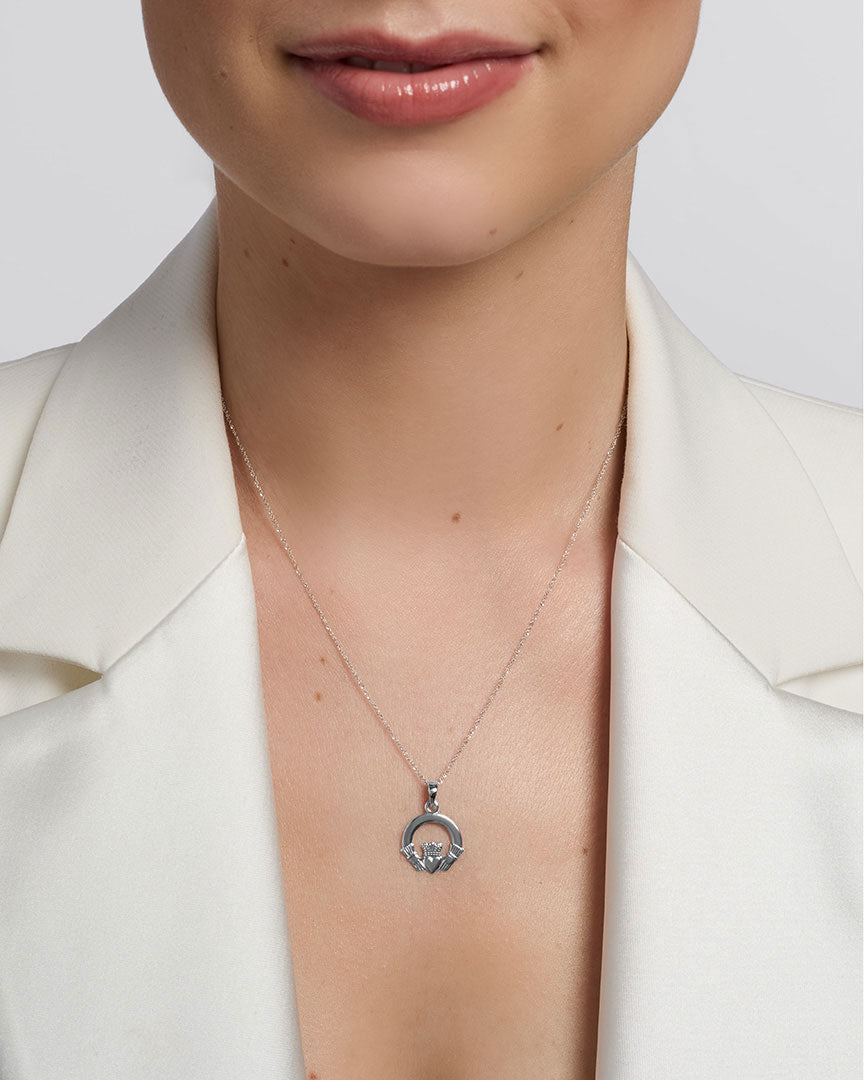 14K White Gold Claddagh Necklace、mySite、botmansion